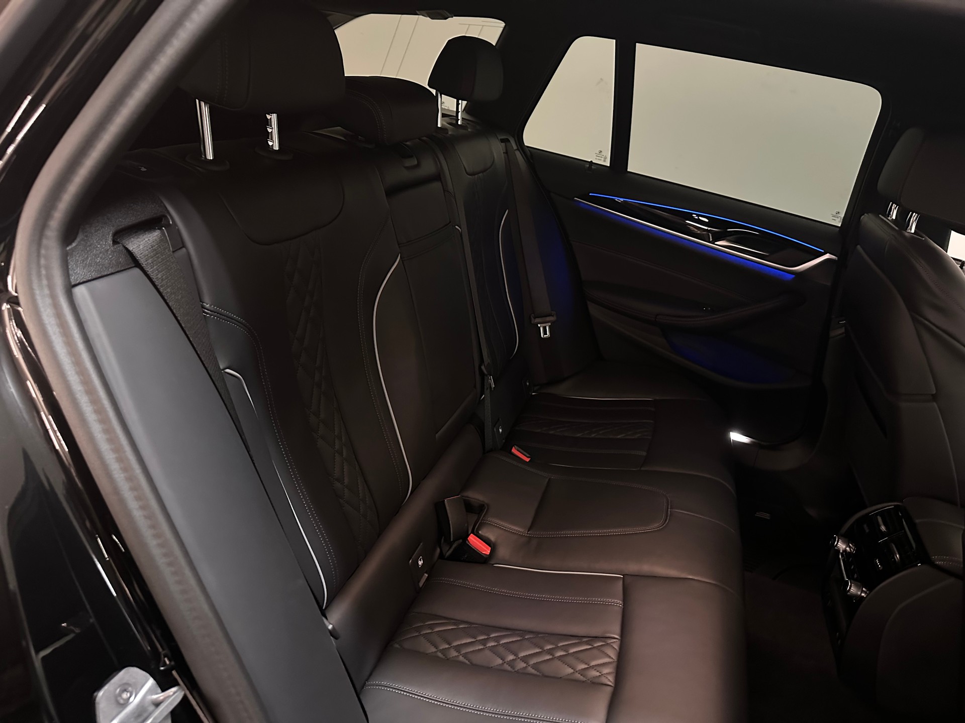 BMW-ALPINA D5 S Touring xDrive Switch-Tronic-image-16