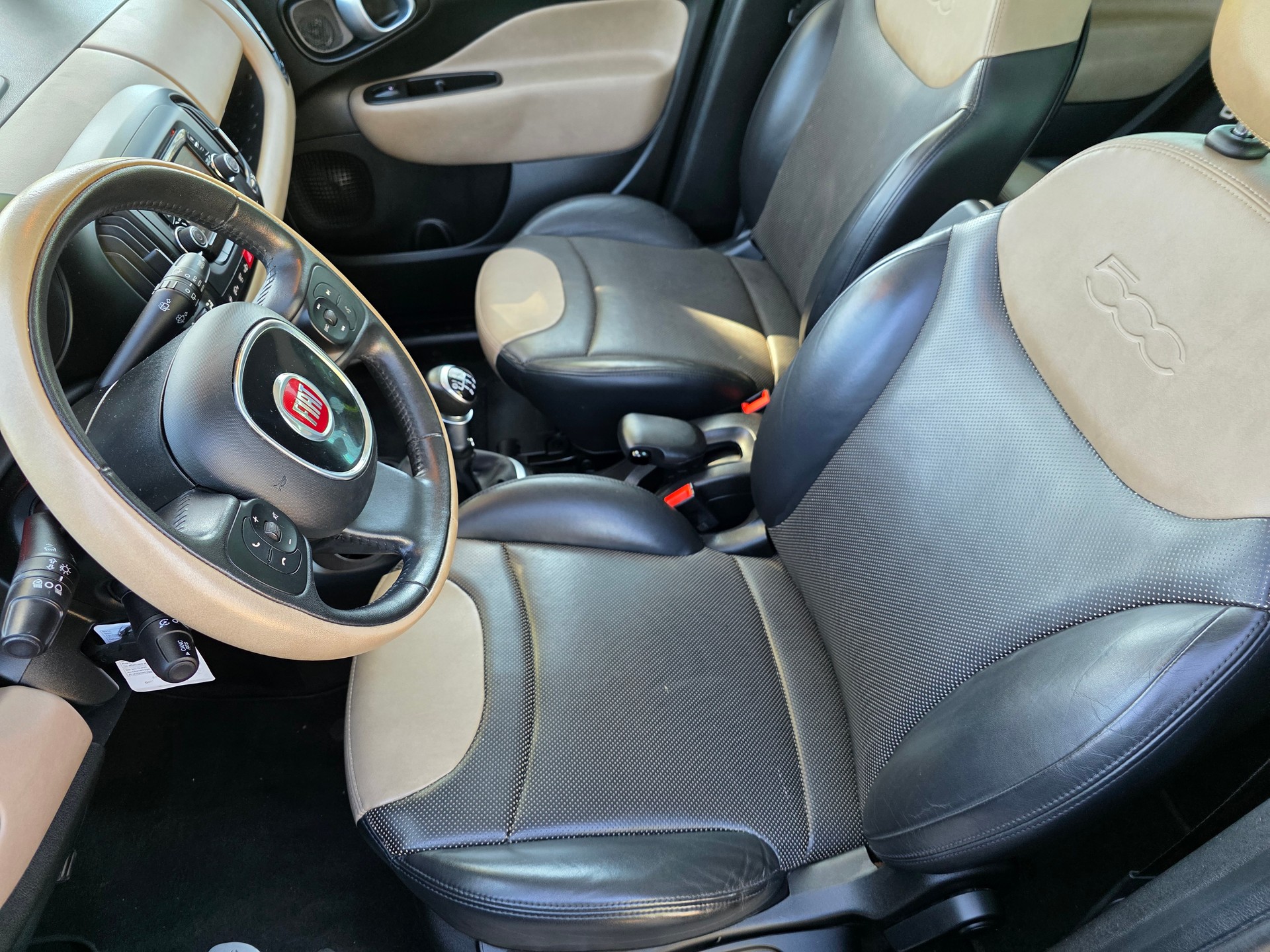 FIAT 500L Living 1.6 JTD Lounge-image-16