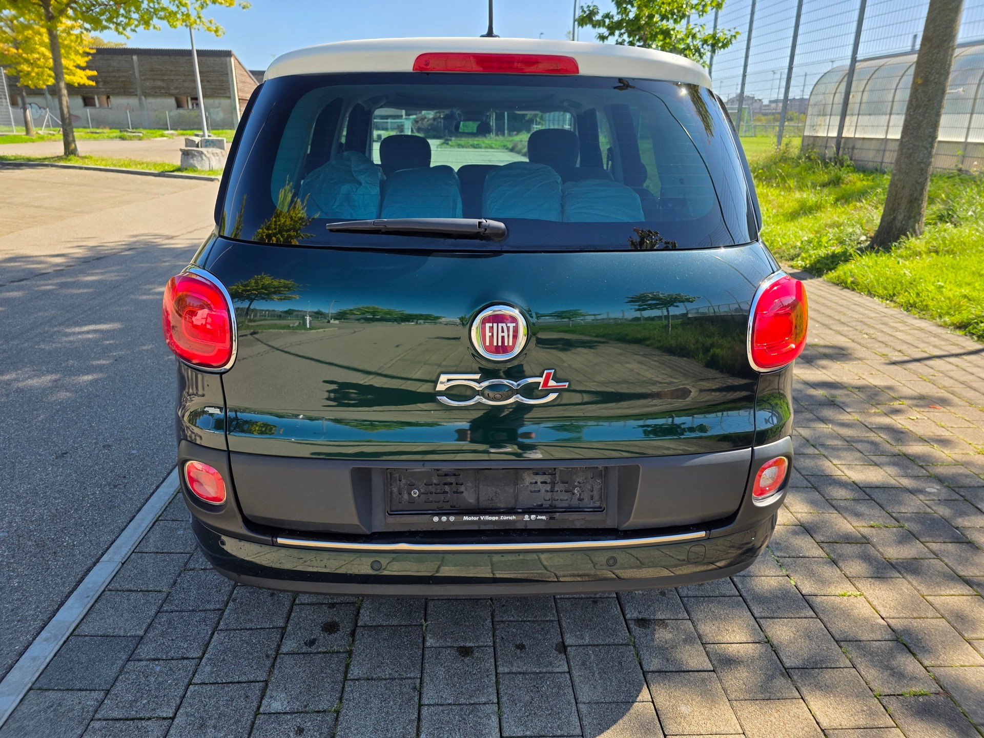 FIAT 500L Living 1.6 JTD Lounge-showroom-element-3
