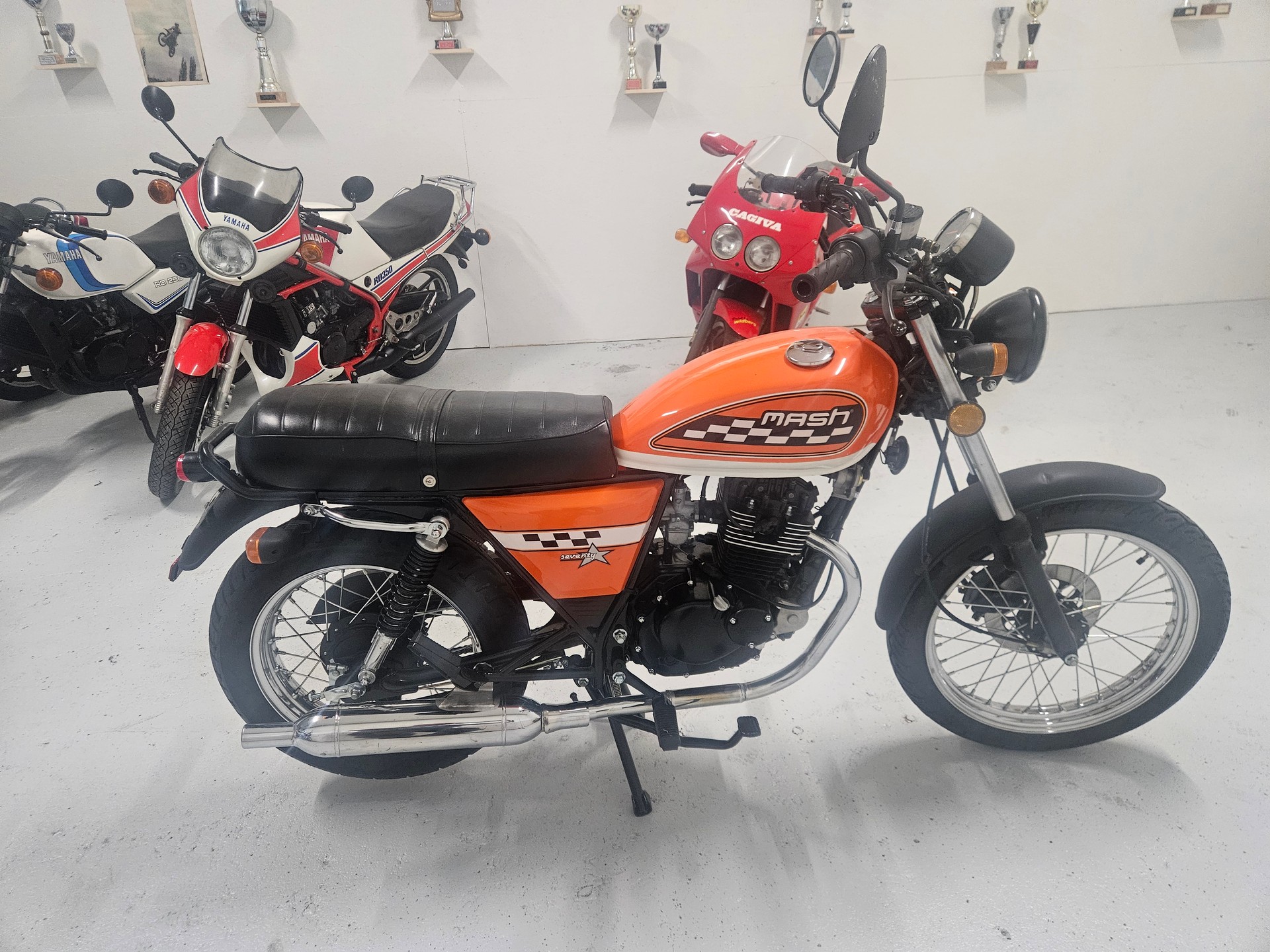 MASH 125 Seventy Five-image-1