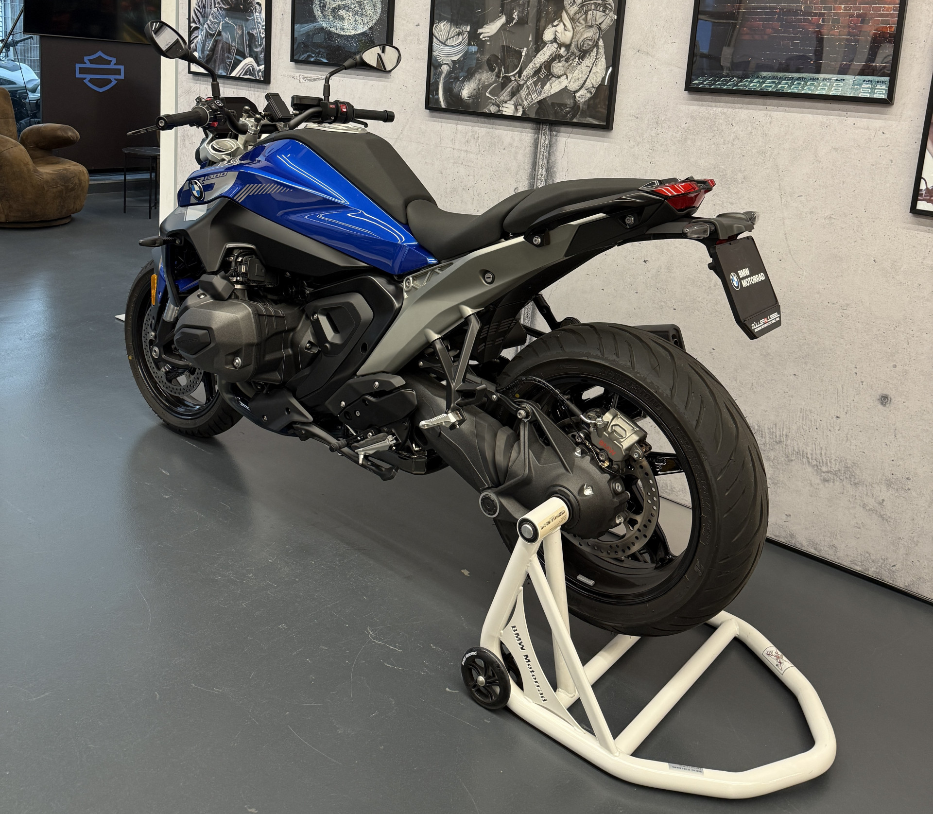 BMW R 1300 R-image-4