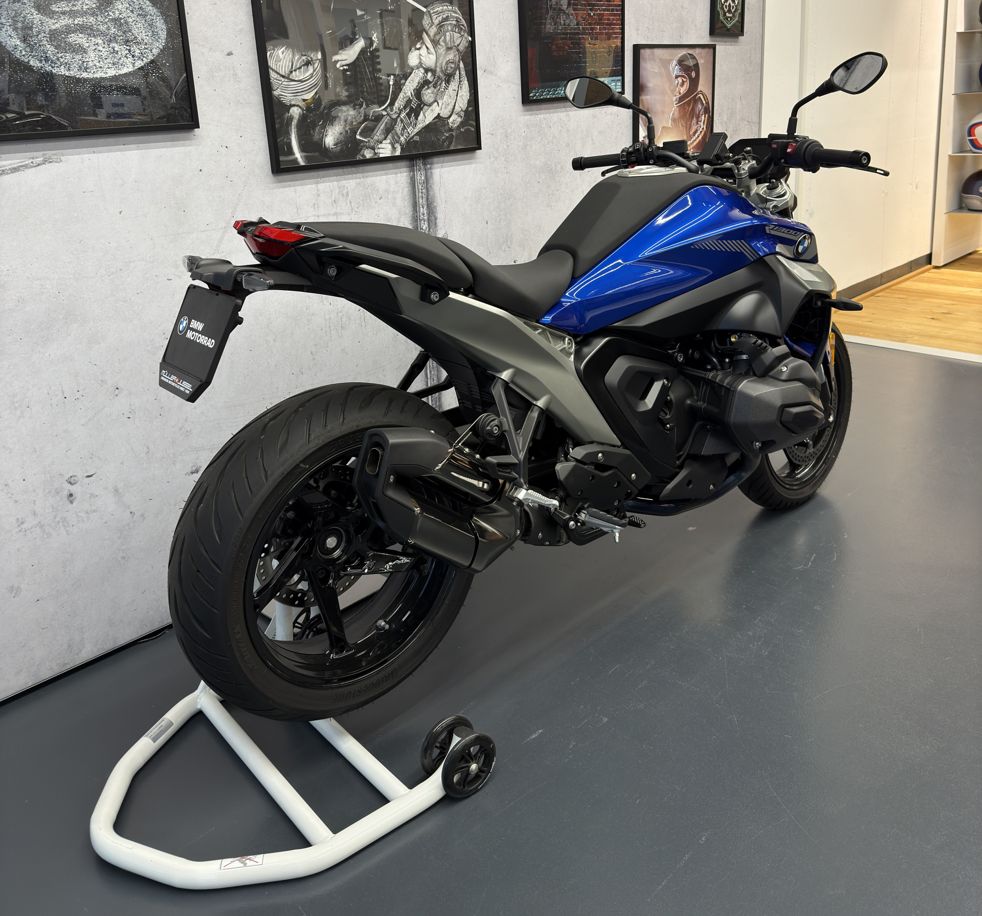 BMW R 1300 R-image-2