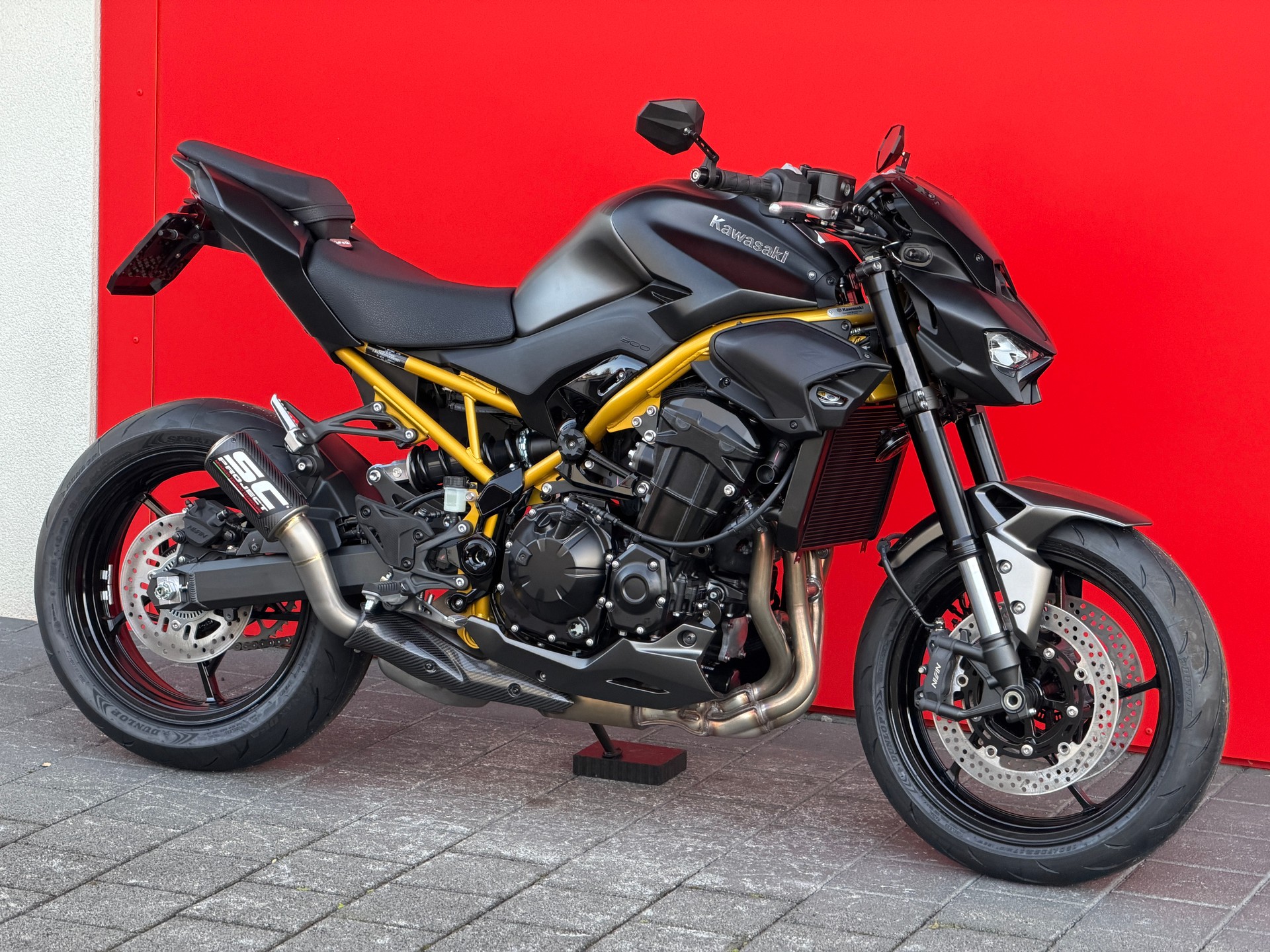 KAWASAKI Z 900-image-4