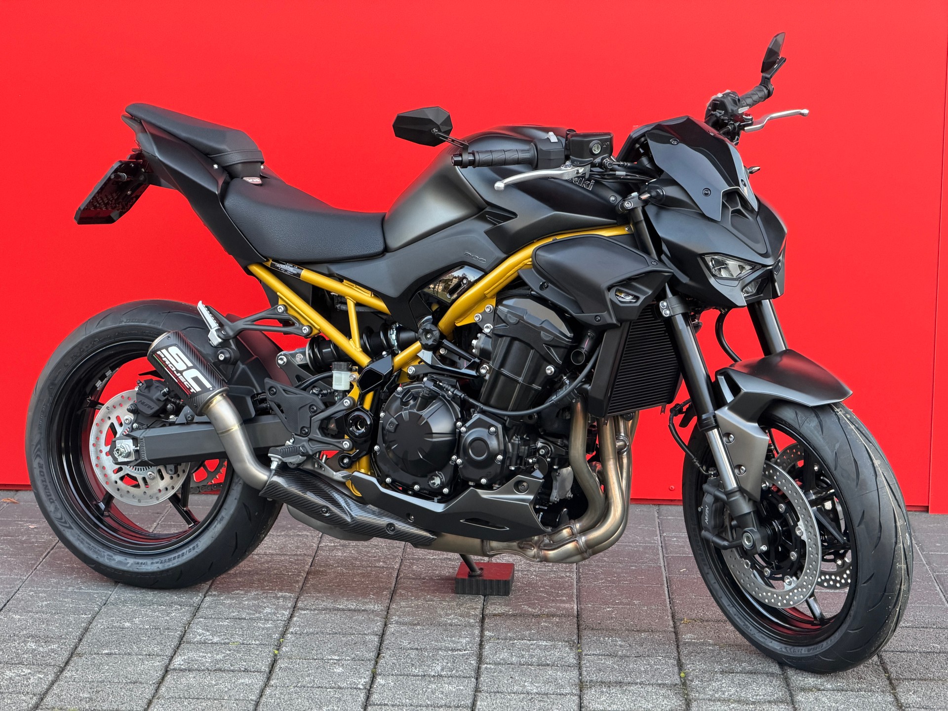 KAWASAKI Z 900-image-0