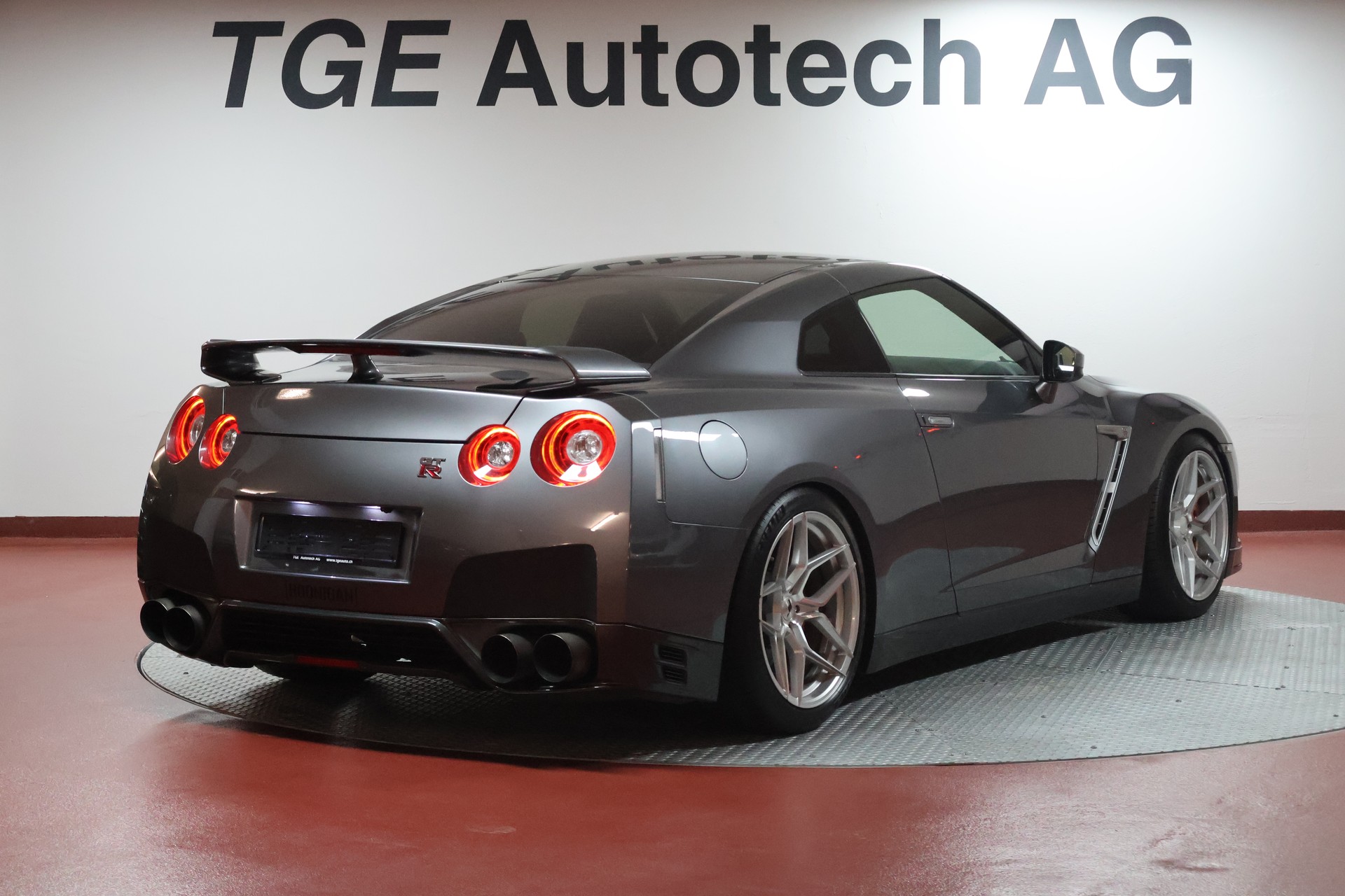NISSAN GT-R 3.8 V6 Biturbo Black Edition-image-15