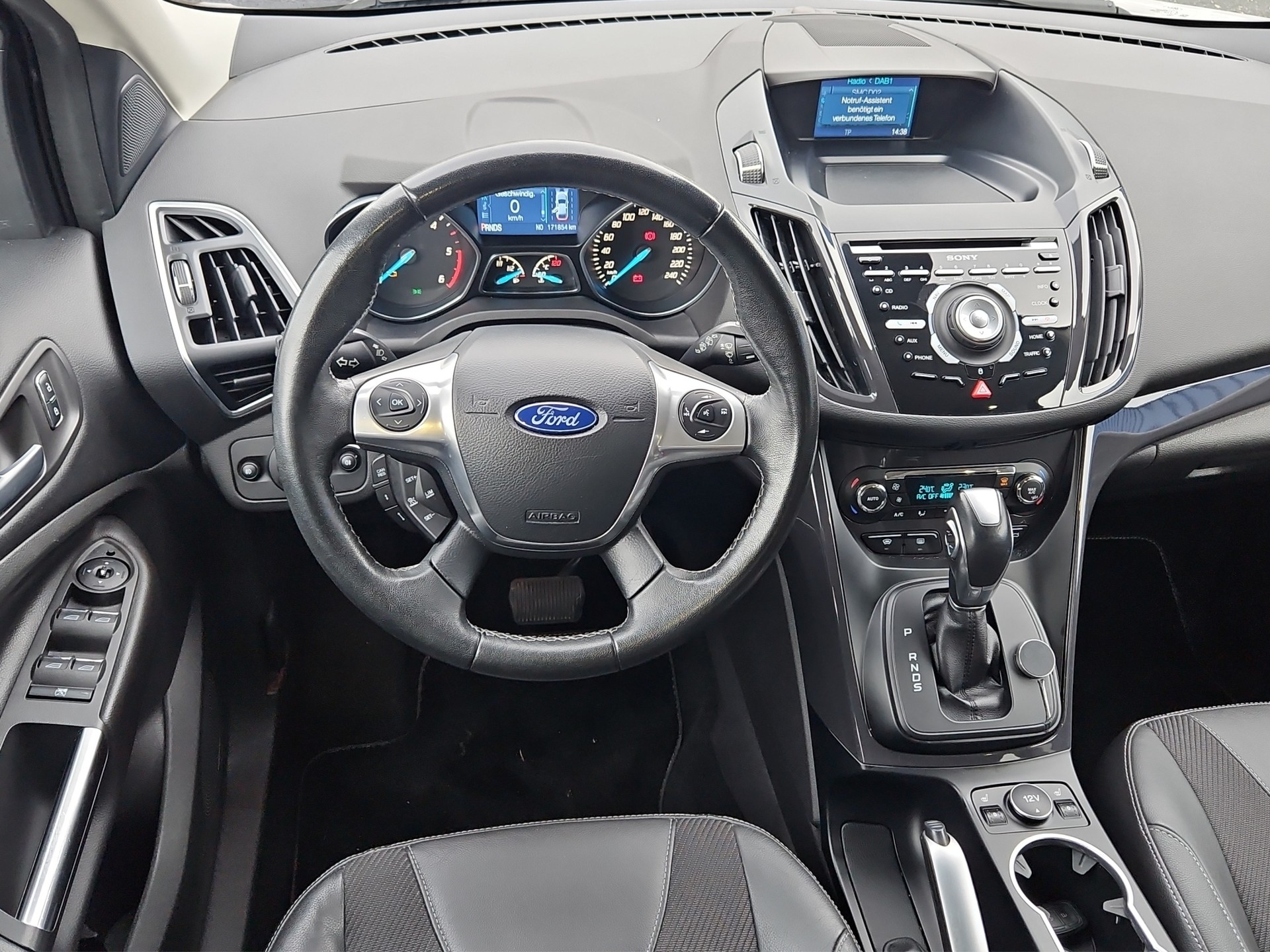 FORD Kuga 2.0 TDCi Titanium S 4WD PowerShift-image-12