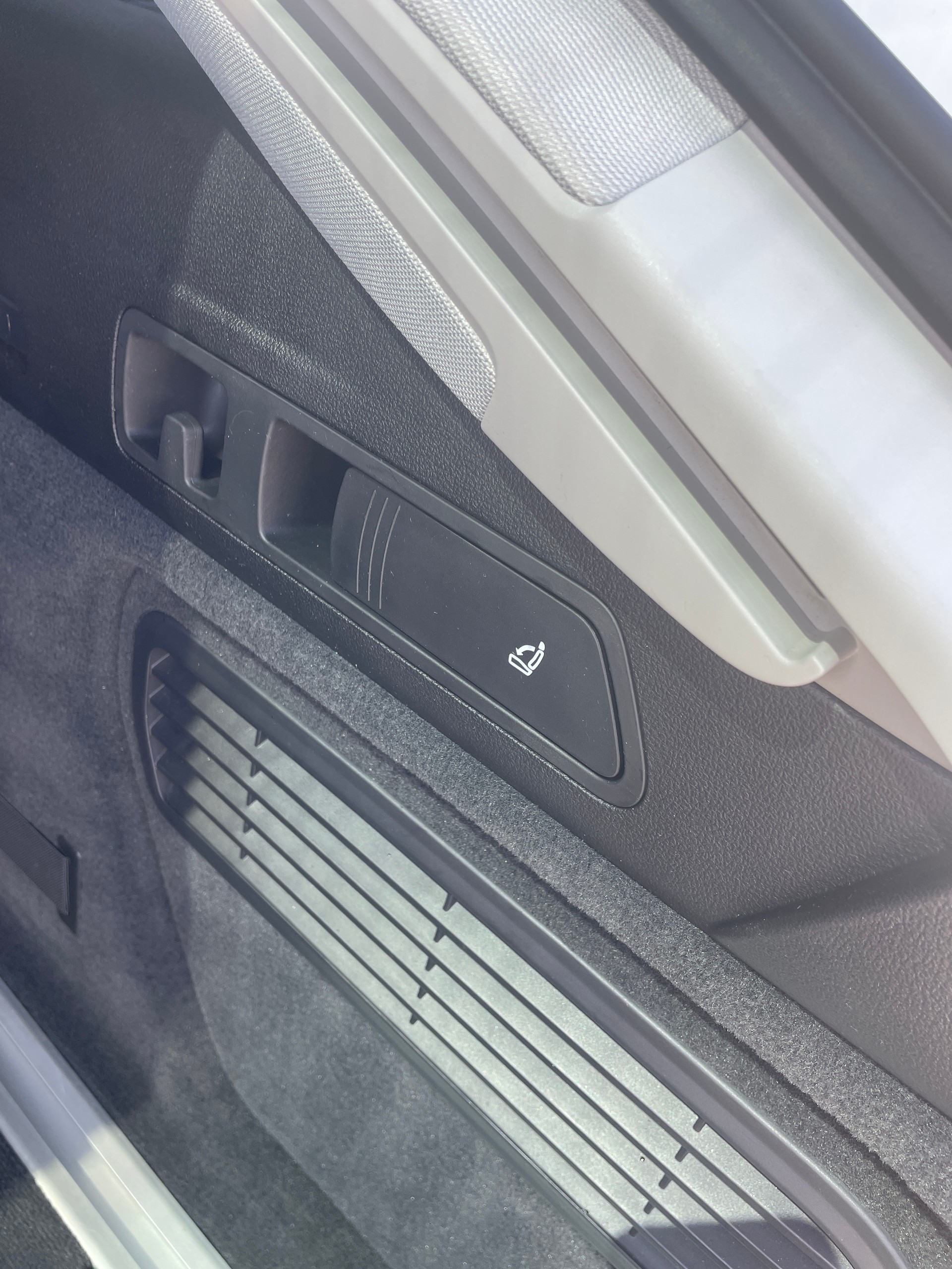 AUDI A6 Avant 40 TDI Sport quattro-image-20