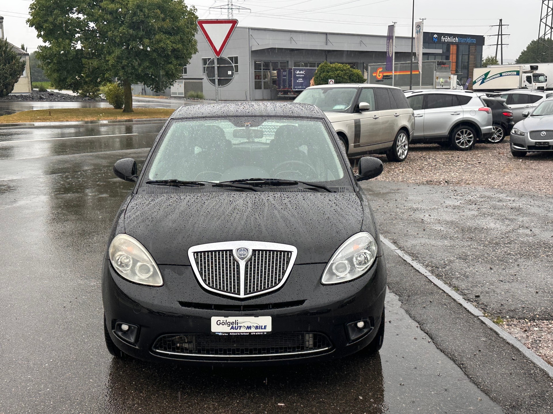 LANCIA Ypsilon 1.2 Platino-image-1
