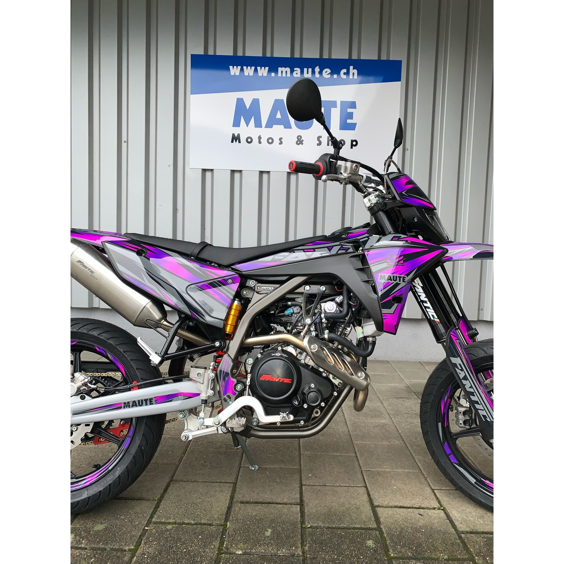 FANTIC XMF 125 Motard Performance-image-1