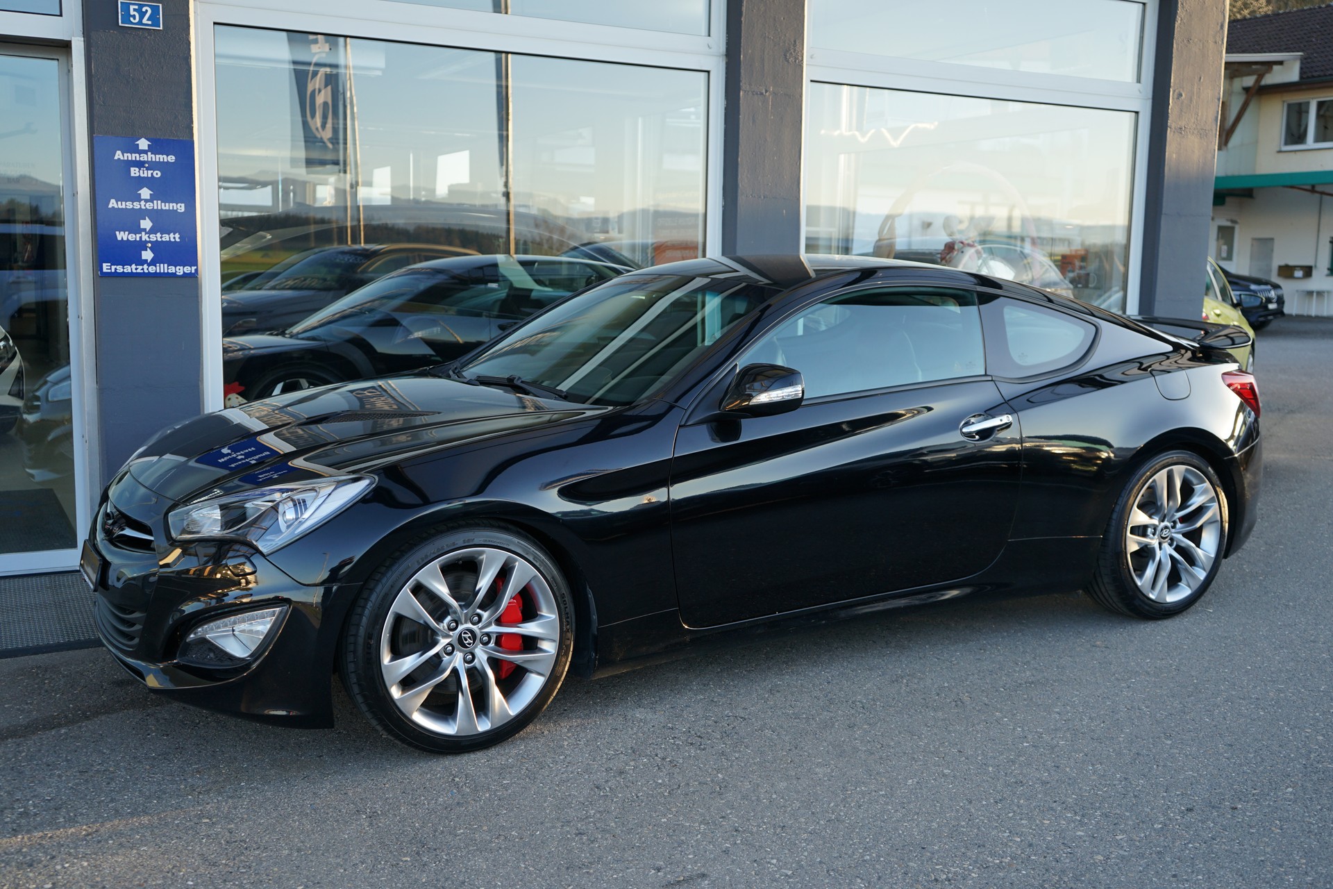 HYUNDAI Genesis 2.0 Turbo