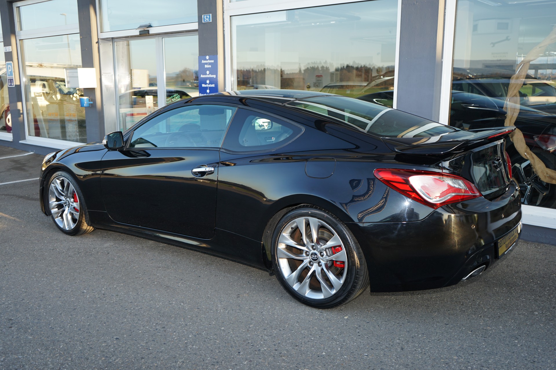 HYUNDAI Genesis 2.0 Turbo-image-5