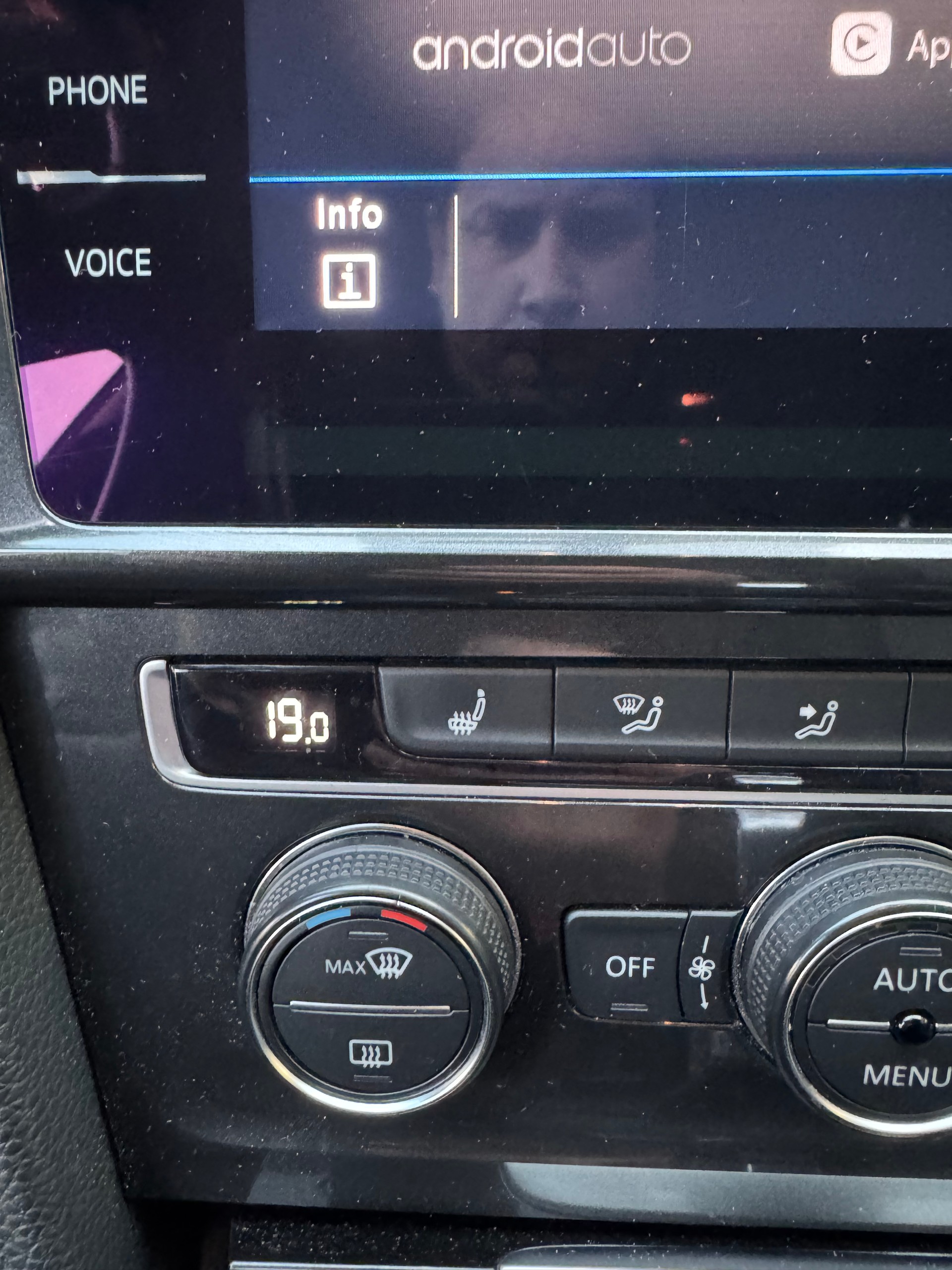 VW Golf Variant 1.4 TSI Comfortline DSG-image-13