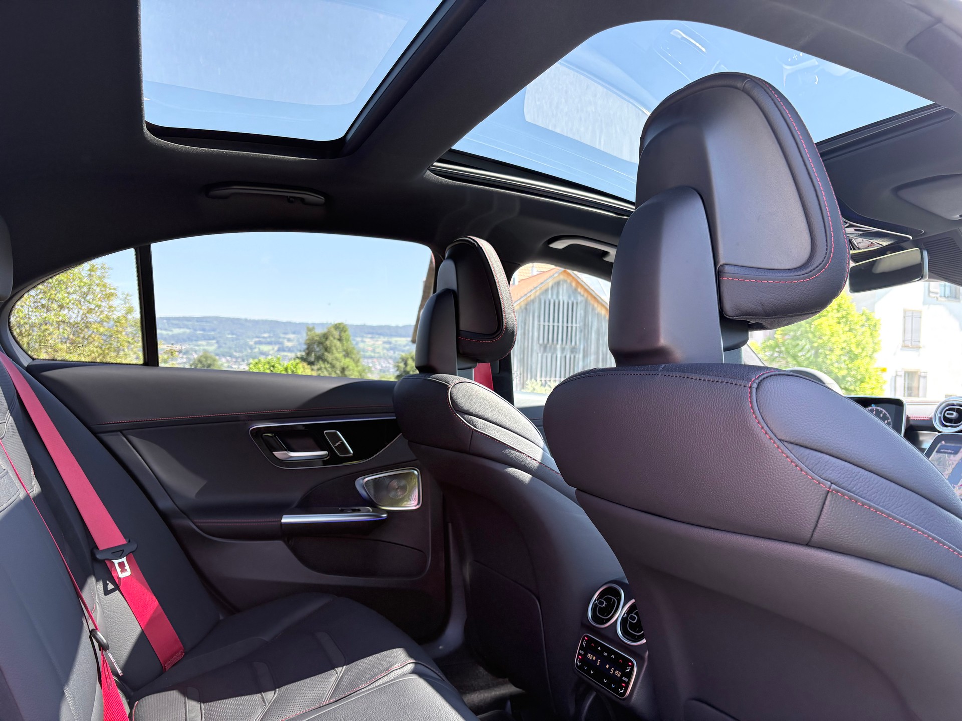 MERCEDES-BENZ C 43 AMG 4 Matic Executive Edition Premium Plus Paket CH Fahrzeug NEU-image-15