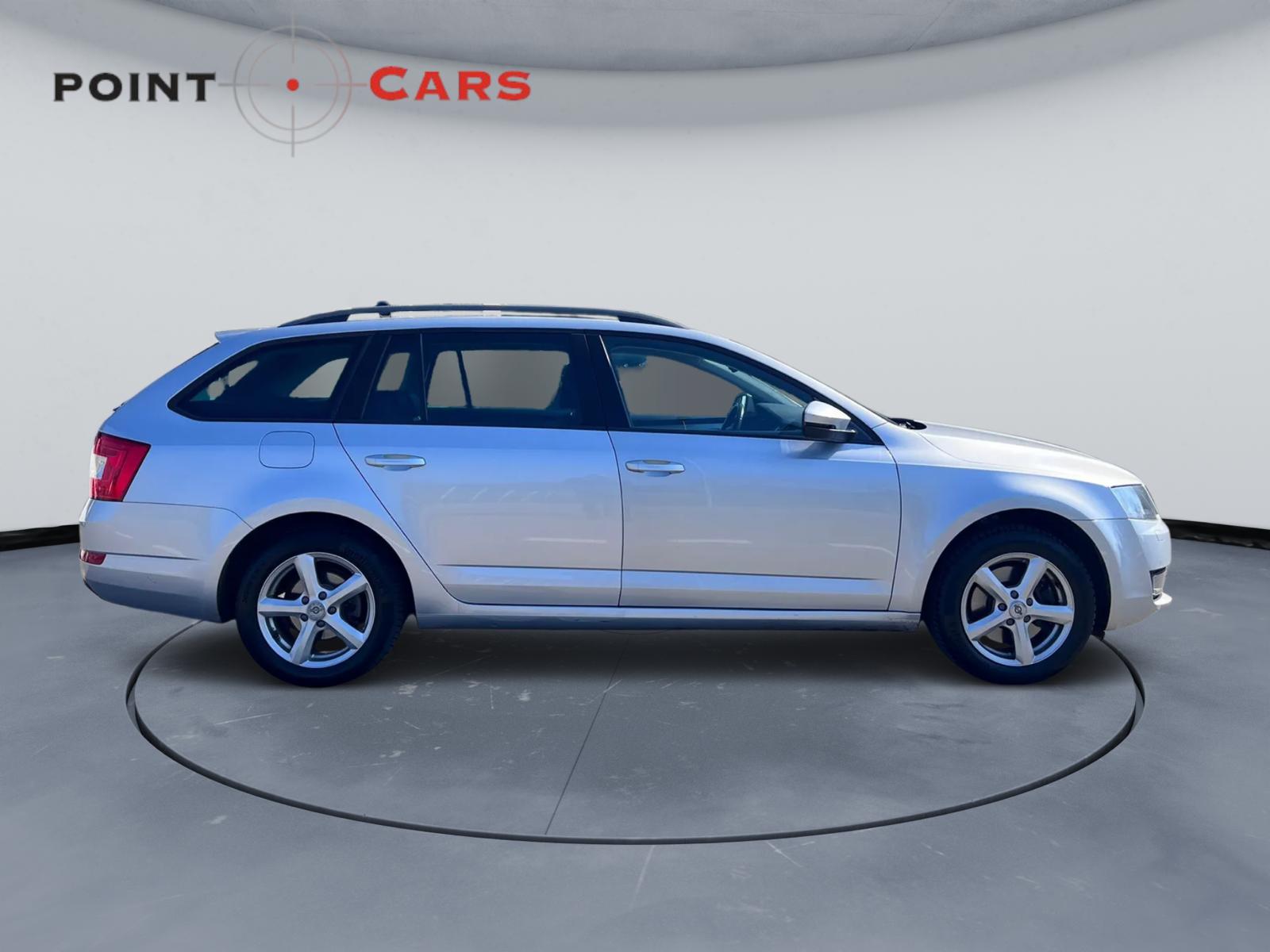SKODA Octavia Combi 1.8 TSI Ambition 4x4 DSG-image-5