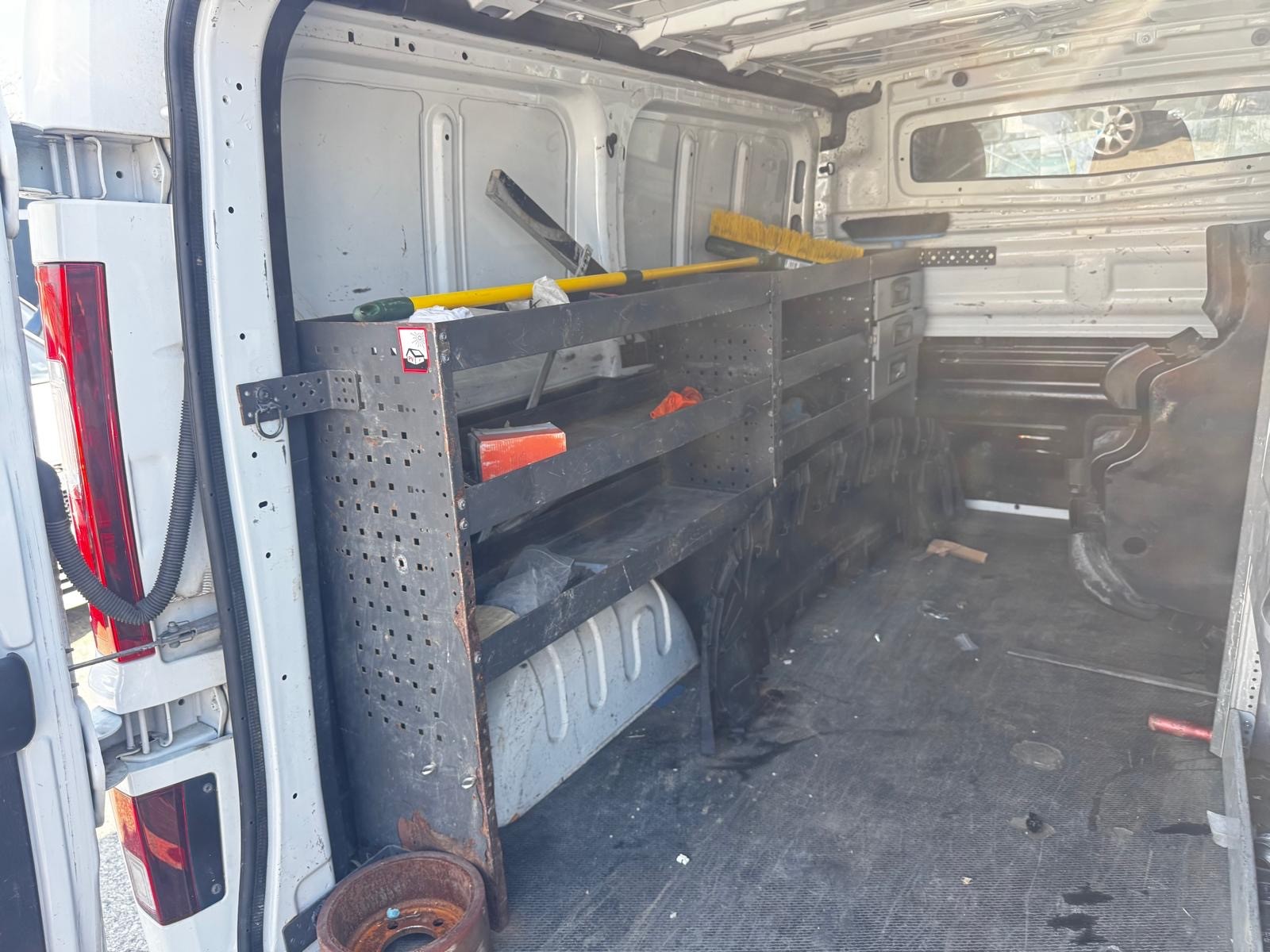 OPEL Vivaro 1.6 CDTI 2.9t L1H1-image-9