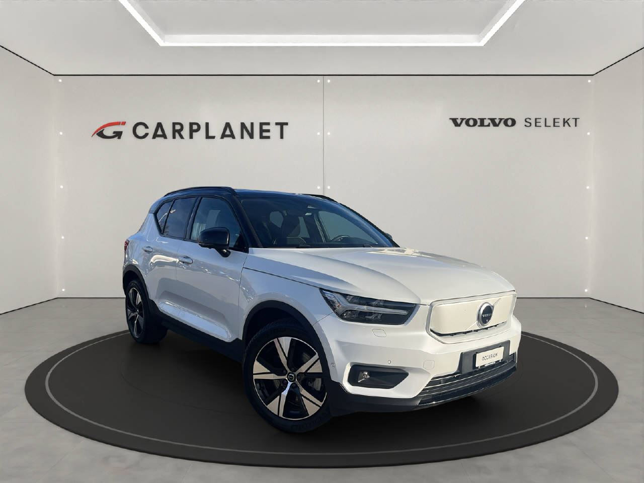 VOLVO XC40 P6 Ultimate-showroom-element-3