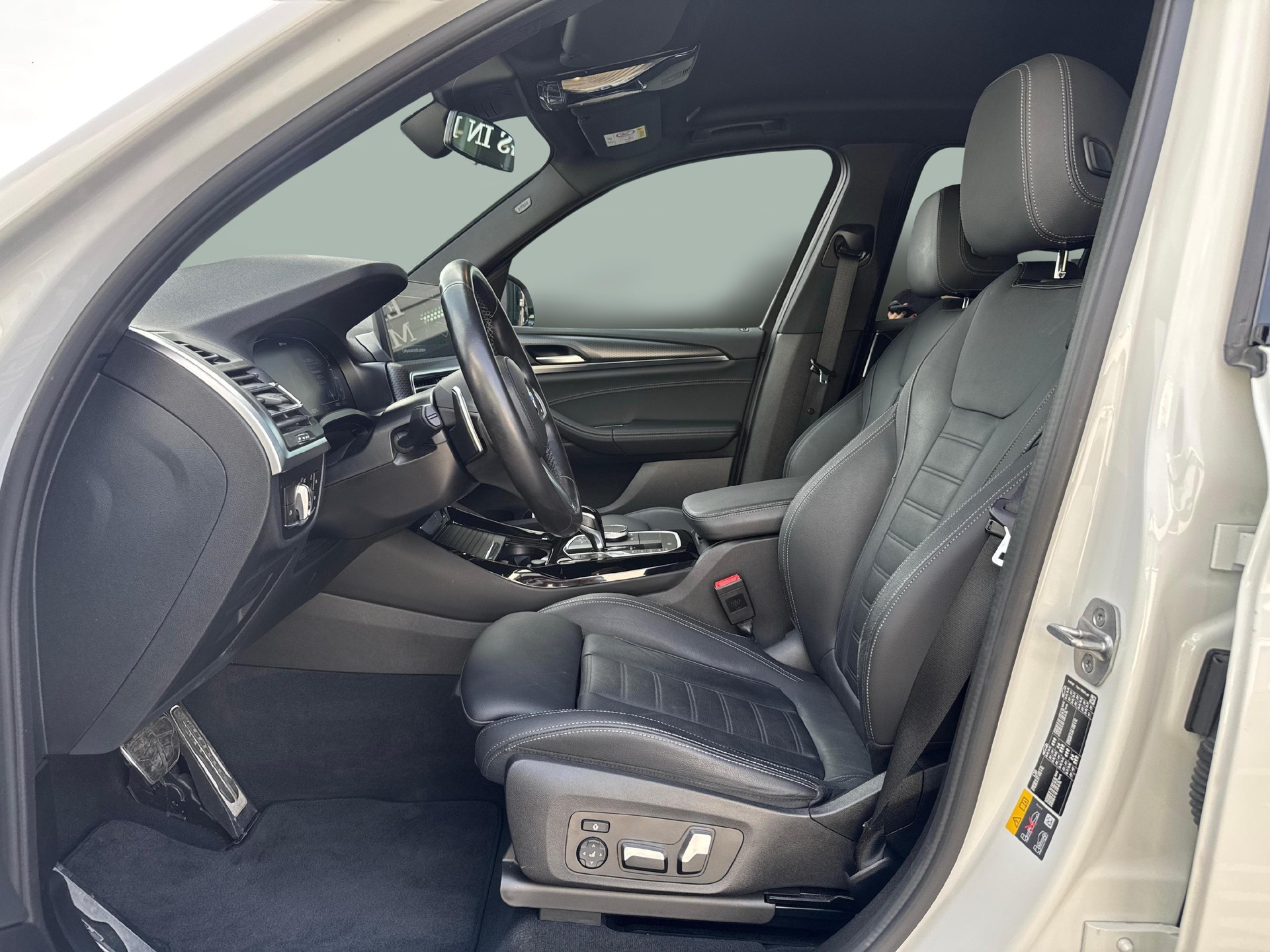BMW X3 30e xDrive SAG-image-10