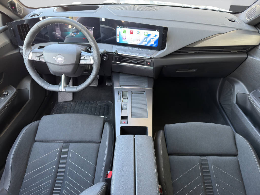 OPEL Astra-e Sports Tourer Ultimate-image-8