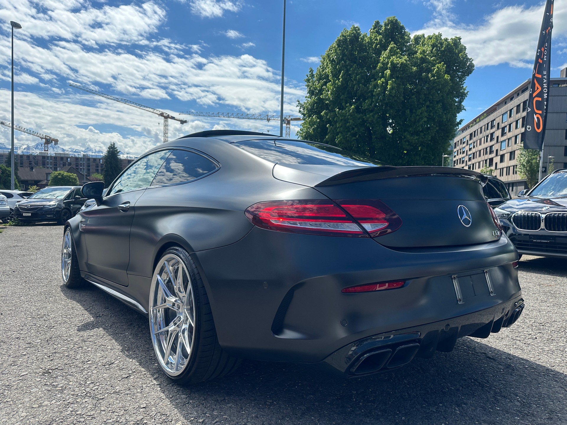 MERCEDES-BENZ C 63 AMG 9G-tronic-showroom-element-2
