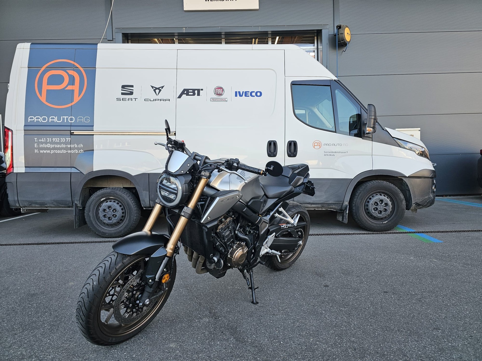 HONDA CB 650 R ABS-image-2