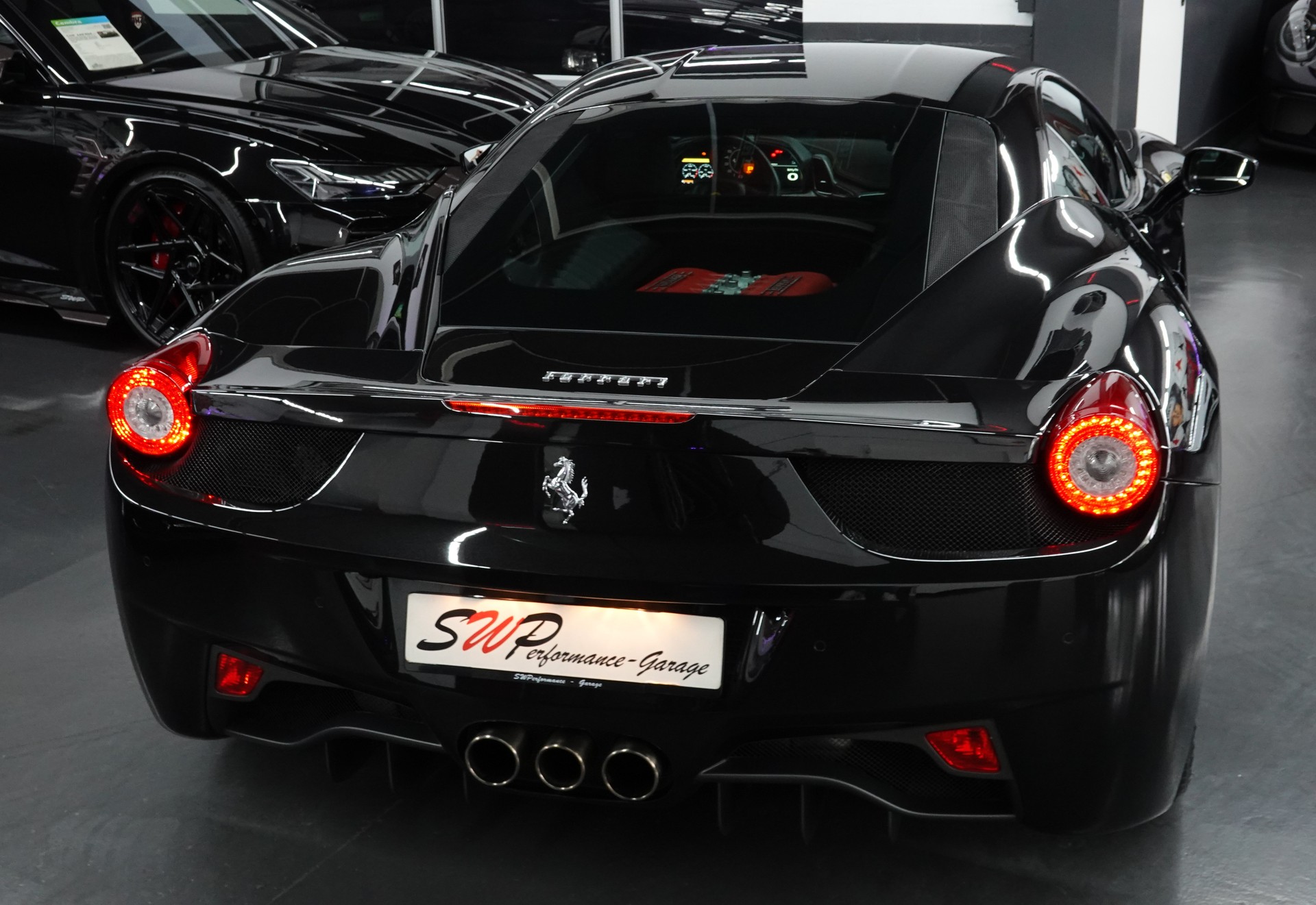 FERRARI 458 ITALIA 4.5 V8 SAUGER // FERRARI SERVICE // CH-FAHRZEUG // GELBE NÄHTE-image-27