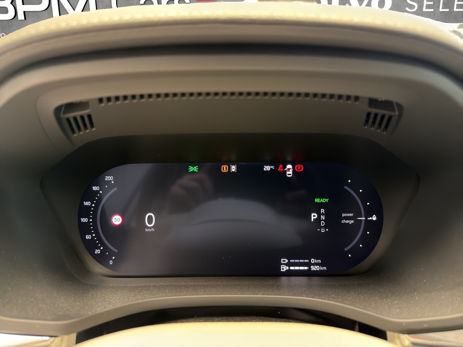 VOLVO XC60 T6 eAWD PluginHybrid Ultra Dark Geartronic-image-17