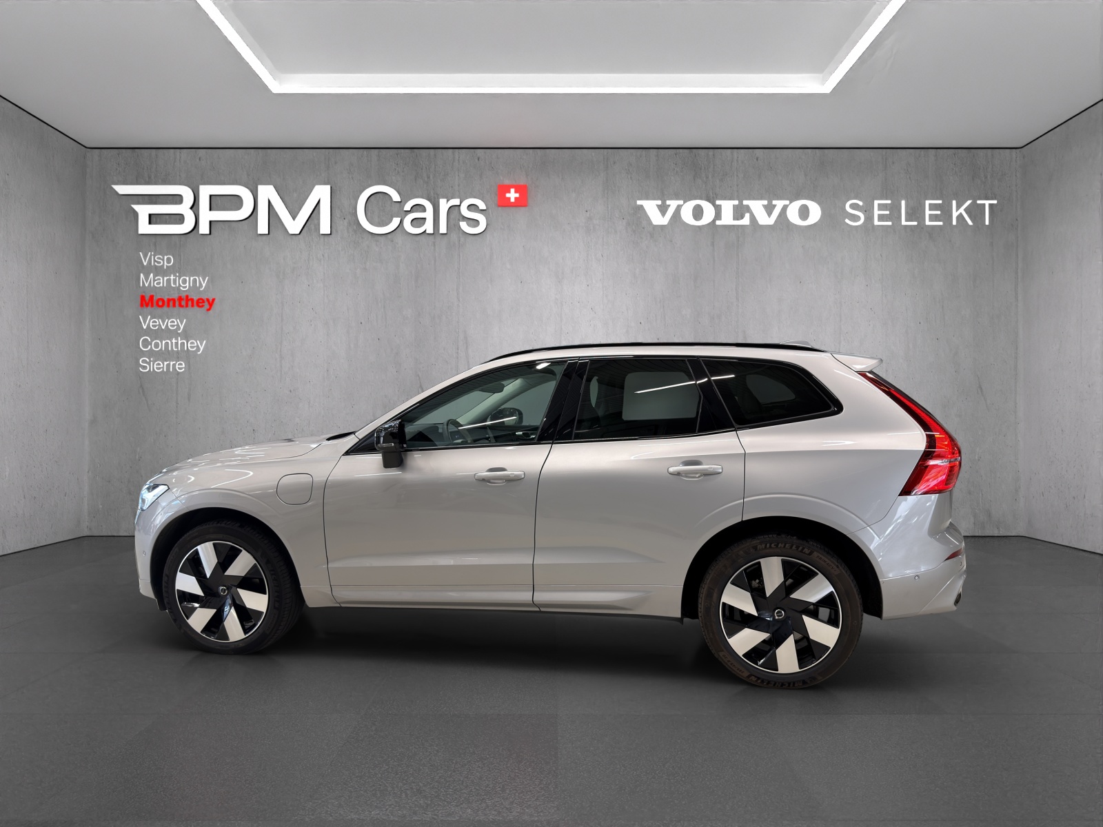 VOLVO XC60 T6 eAWD PluginHybrid Ultra Dark Geartronic-image-7