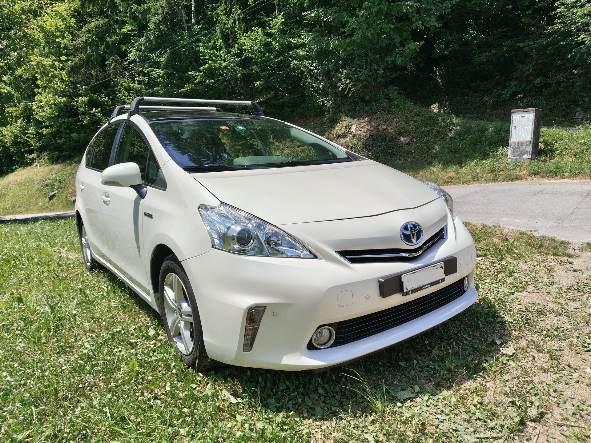 TOYOTA 1.8 VVTi HSD Sol