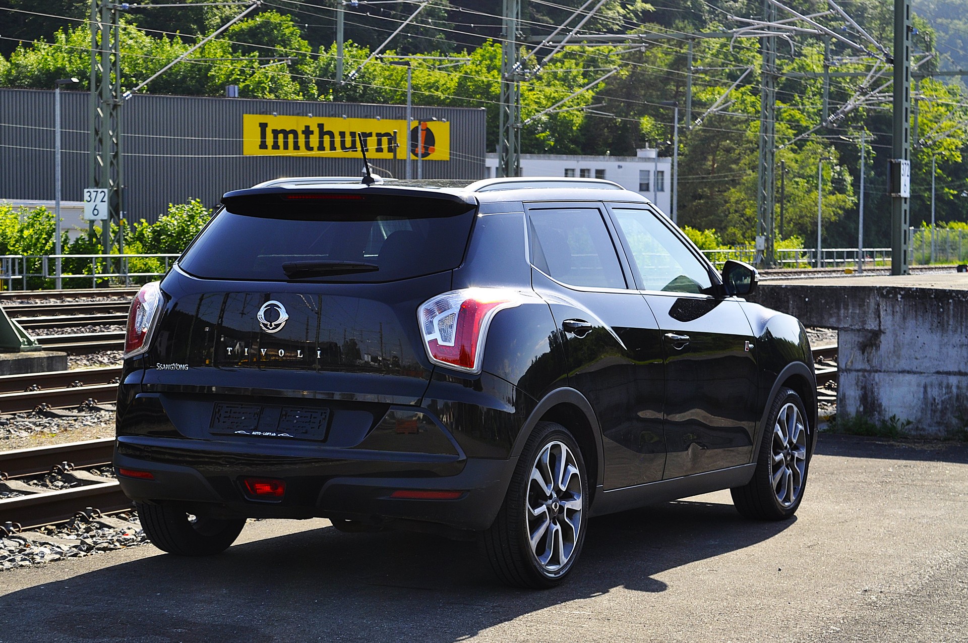 KGM-SsangYong Tivoli 1.6 e-XGi Sapphire 4WD Automatic-image-7