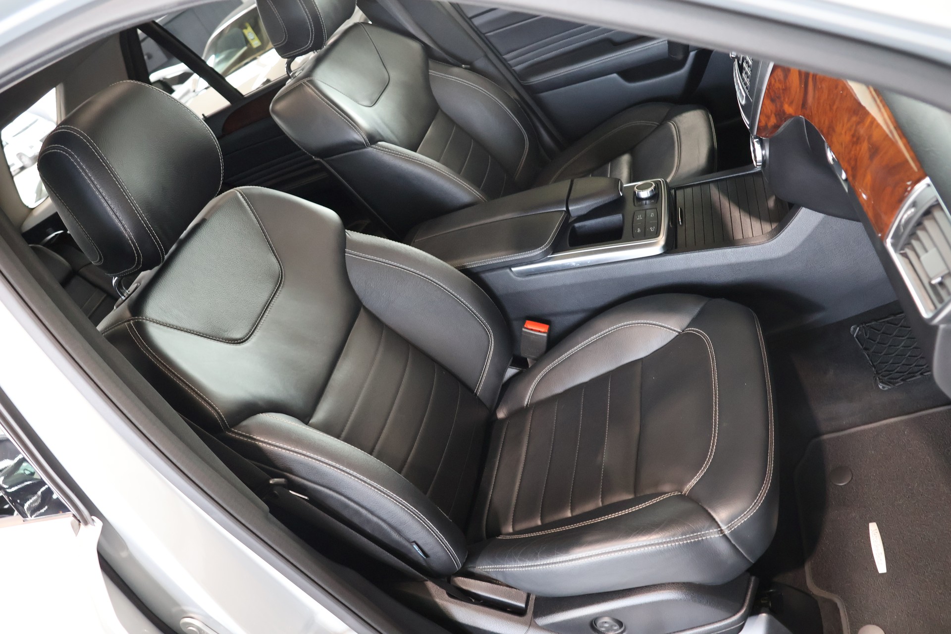 MERCEDES-BENZ ML 500 Executive 4Matic 7G-Tronic-image-13