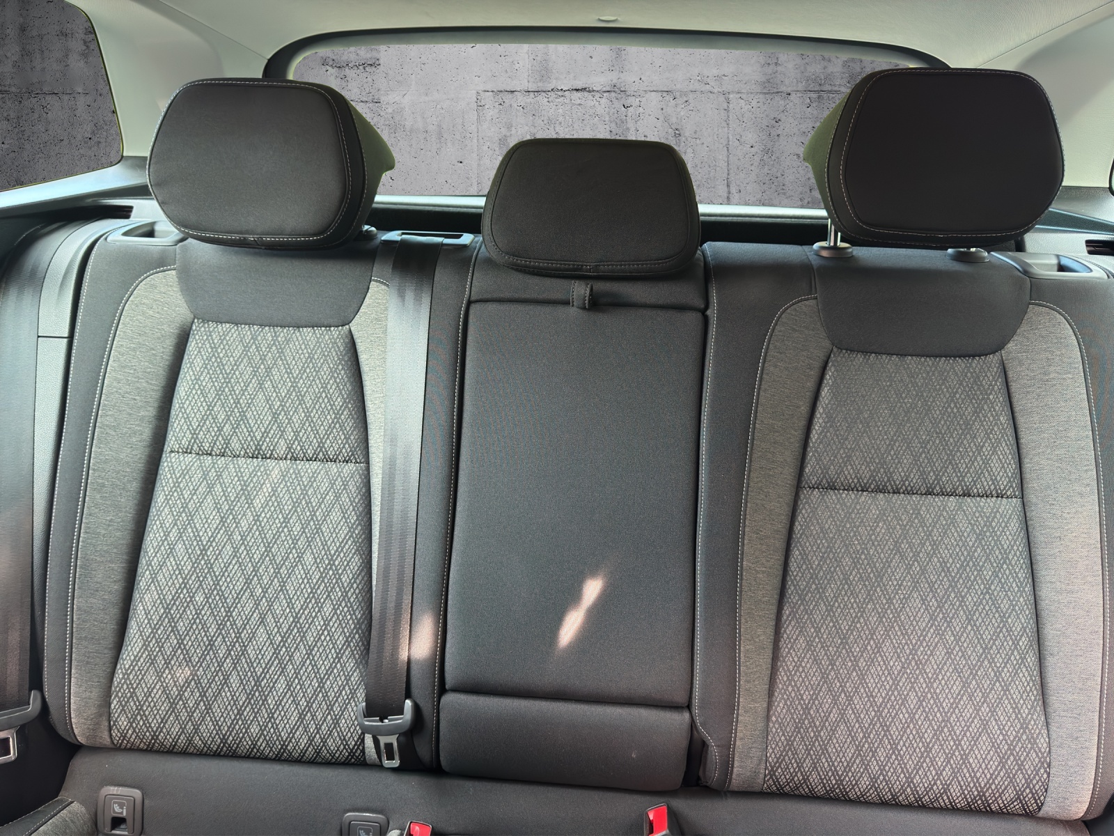 SKODA Karoq 1.5 TSI Style DSG-image-12