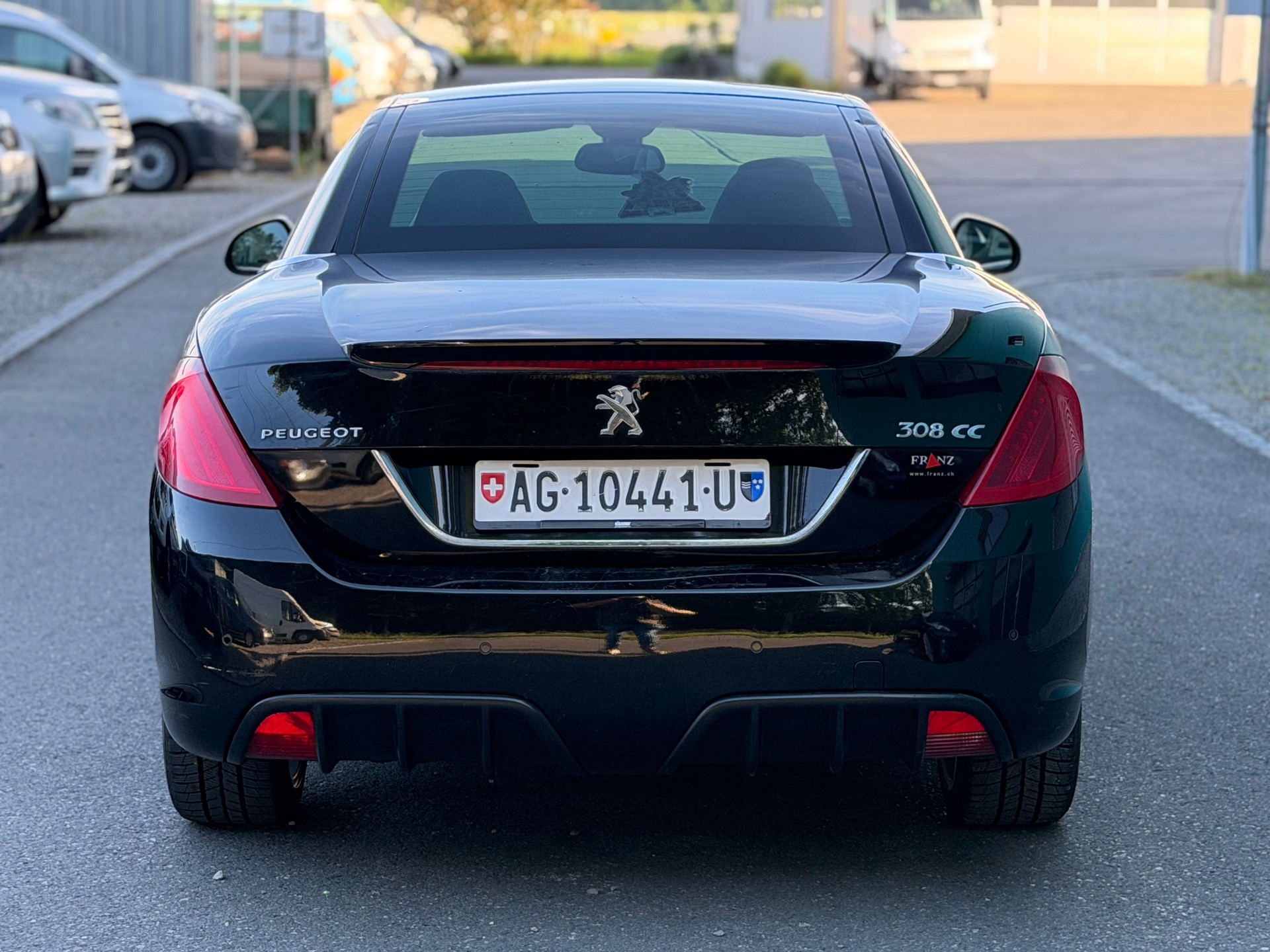 PEUGEOT 308 CC 1.6 16V Turbo Platinum Automatic-image-10