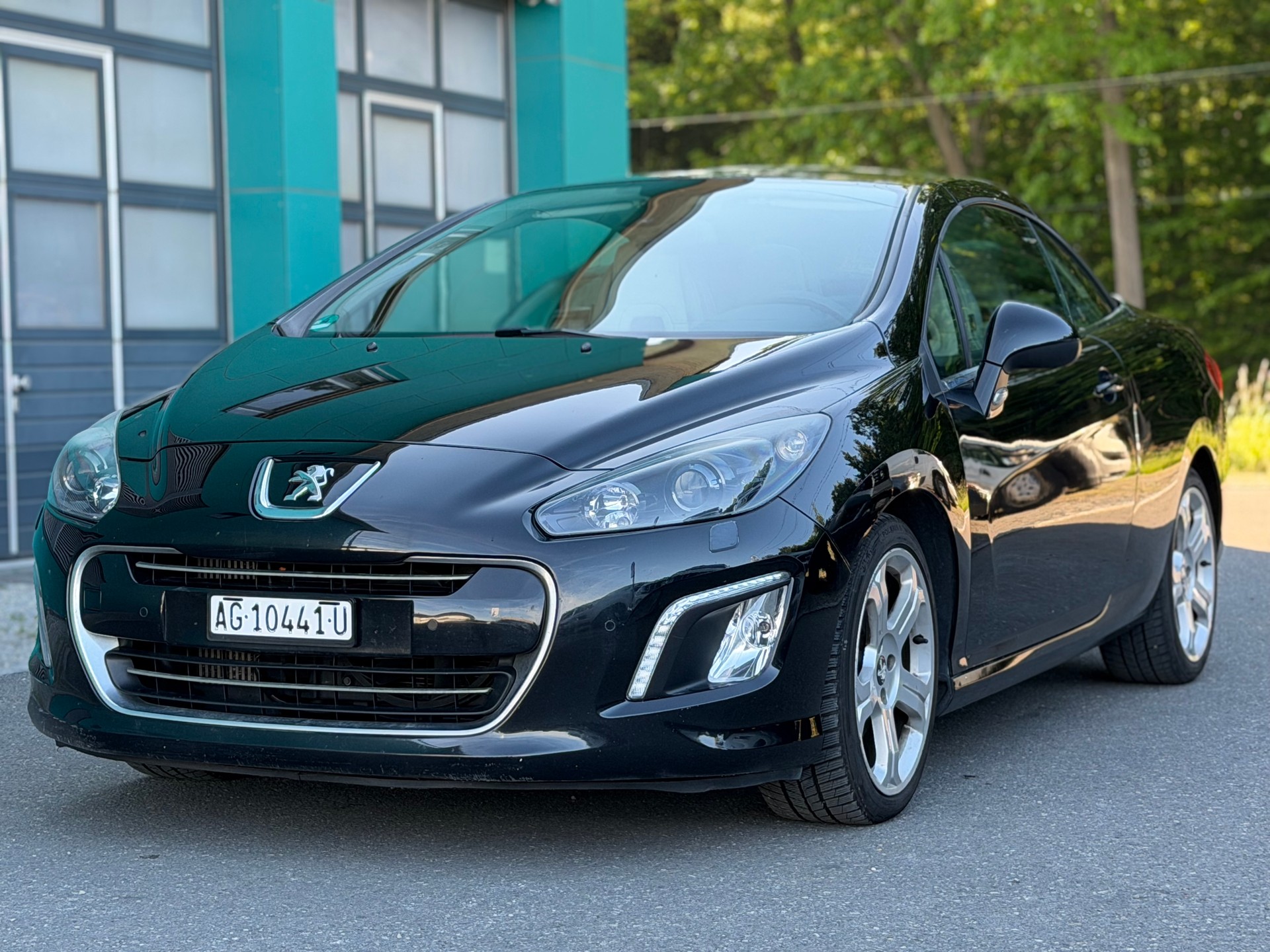 PEUGEOT 308 CC 1.6 16V Turbo Platinum Automatic-image-6