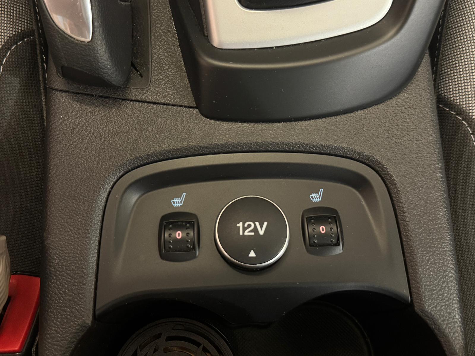 FORD Focus 1.6i VCT Carving-image-8