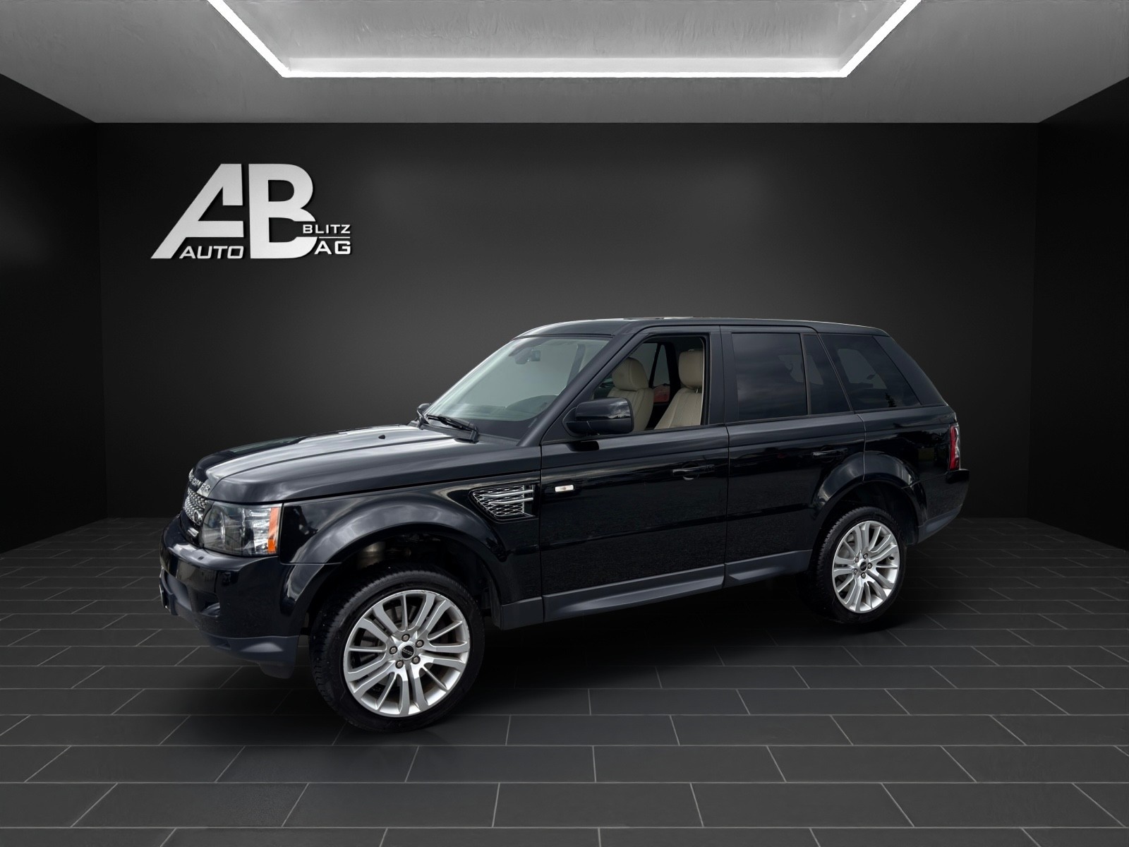 LAND ROVER Range Rover Sport 3.0 TDV6 HSE Automatic mit 256 PS-showroom-element-1