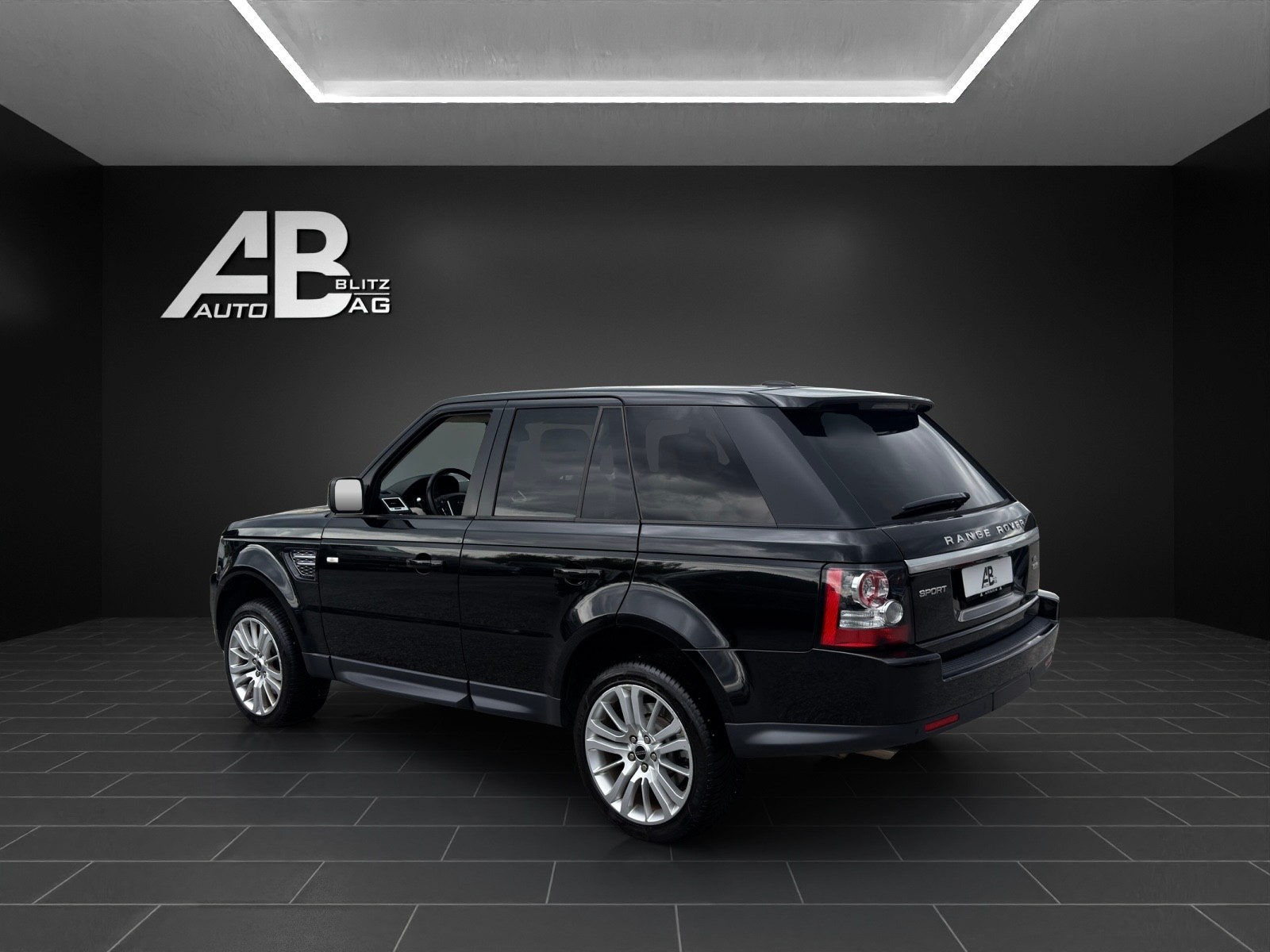 LAND ROVER Range Rover Sport 3.0 TDV6 HSE Automatic mit 256 PS-showroom-element-2
