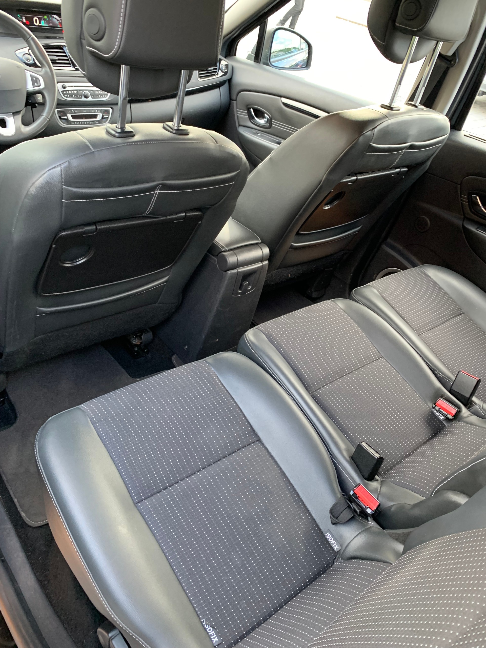 RENAULT Grand Scénic 1.5 dCi Expression-image-7