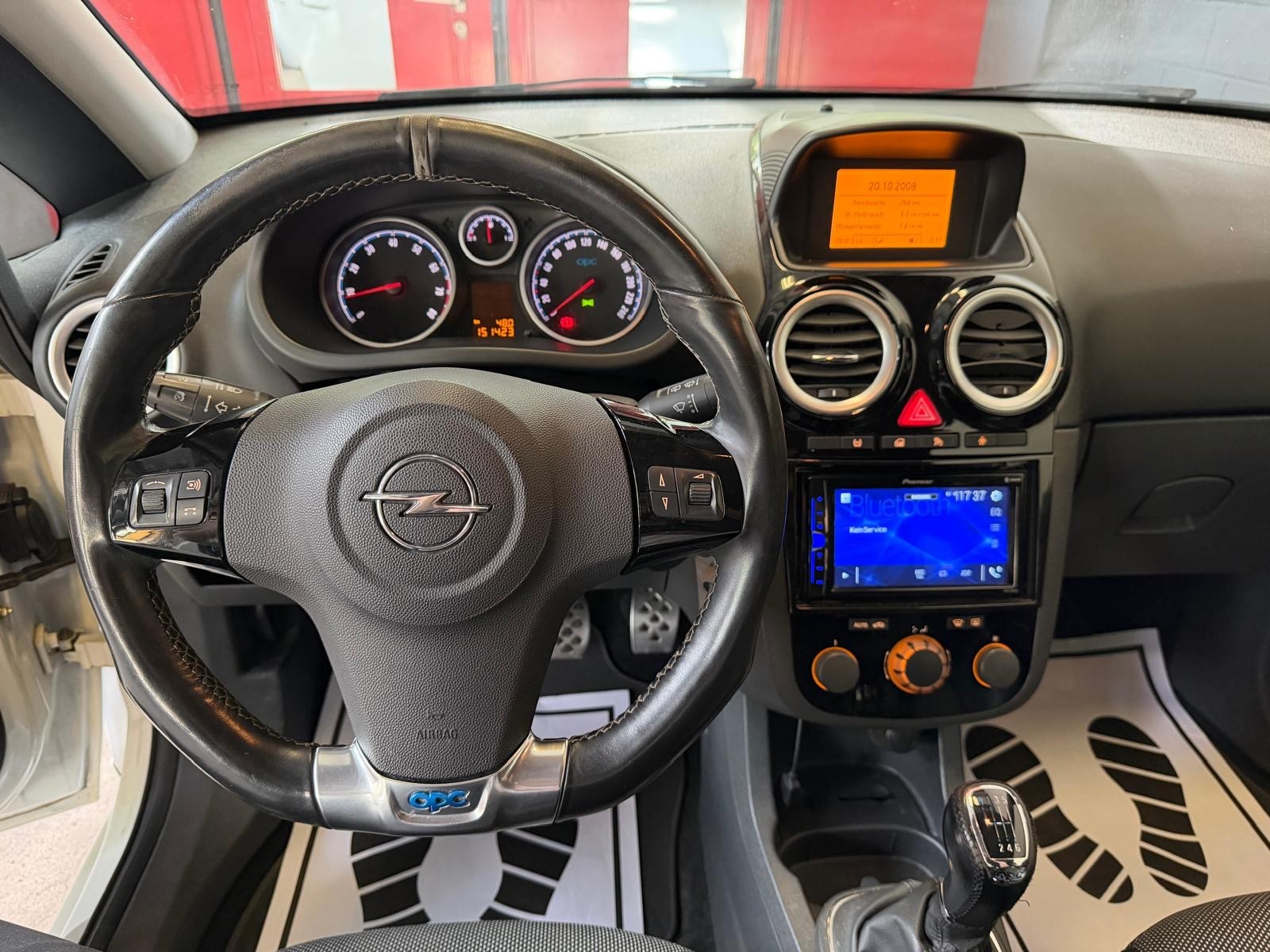 OPEL Corsa 1.6 Turbo OPC //NEU AB MFK!-image-9
