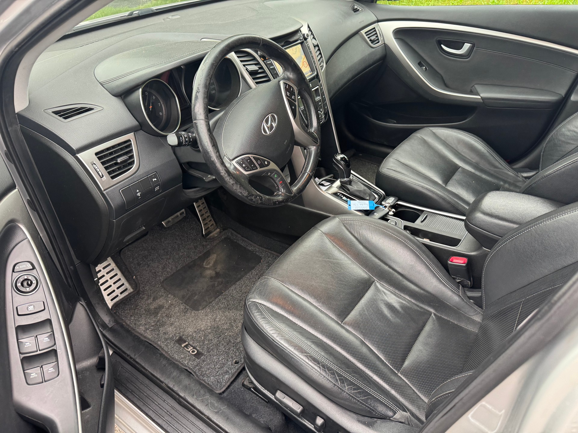 HYUNDAI i30 Wagon 1.6 GDI Style Automatic-image-10