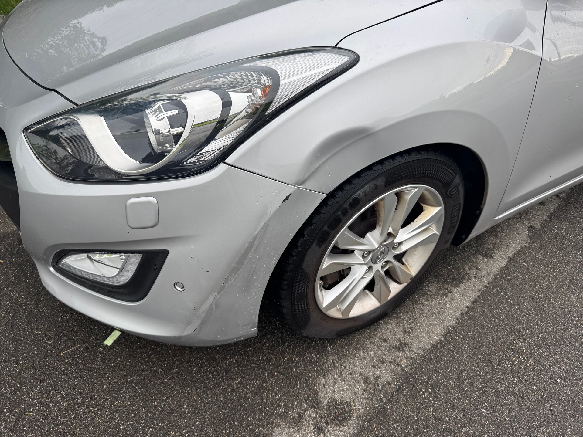 HYUNDAI i30 Wagon 1.6 GDI Style Automatic-image-3