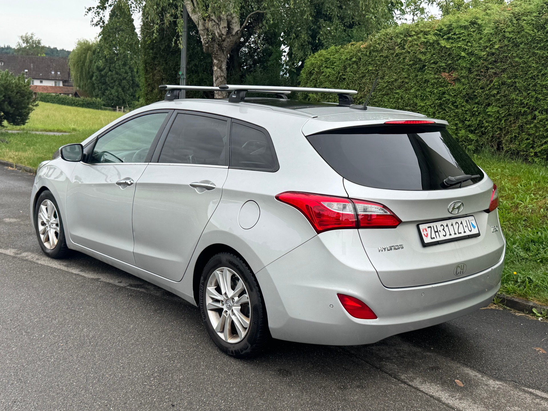 HYUNDAI i30 Wagon 1.6 GDI Style Automatic-image-4