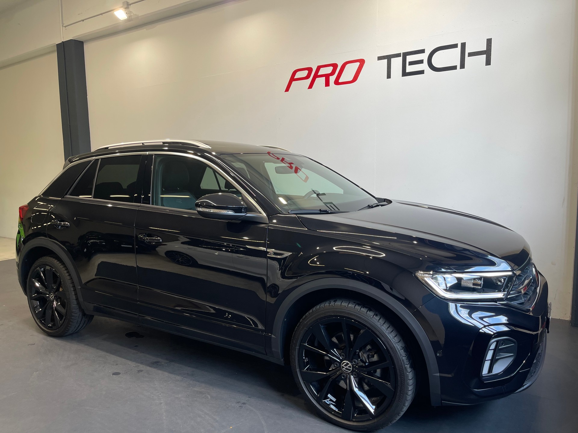 VW T-Roc 2.0 TSI R-Line DSG 4Motion