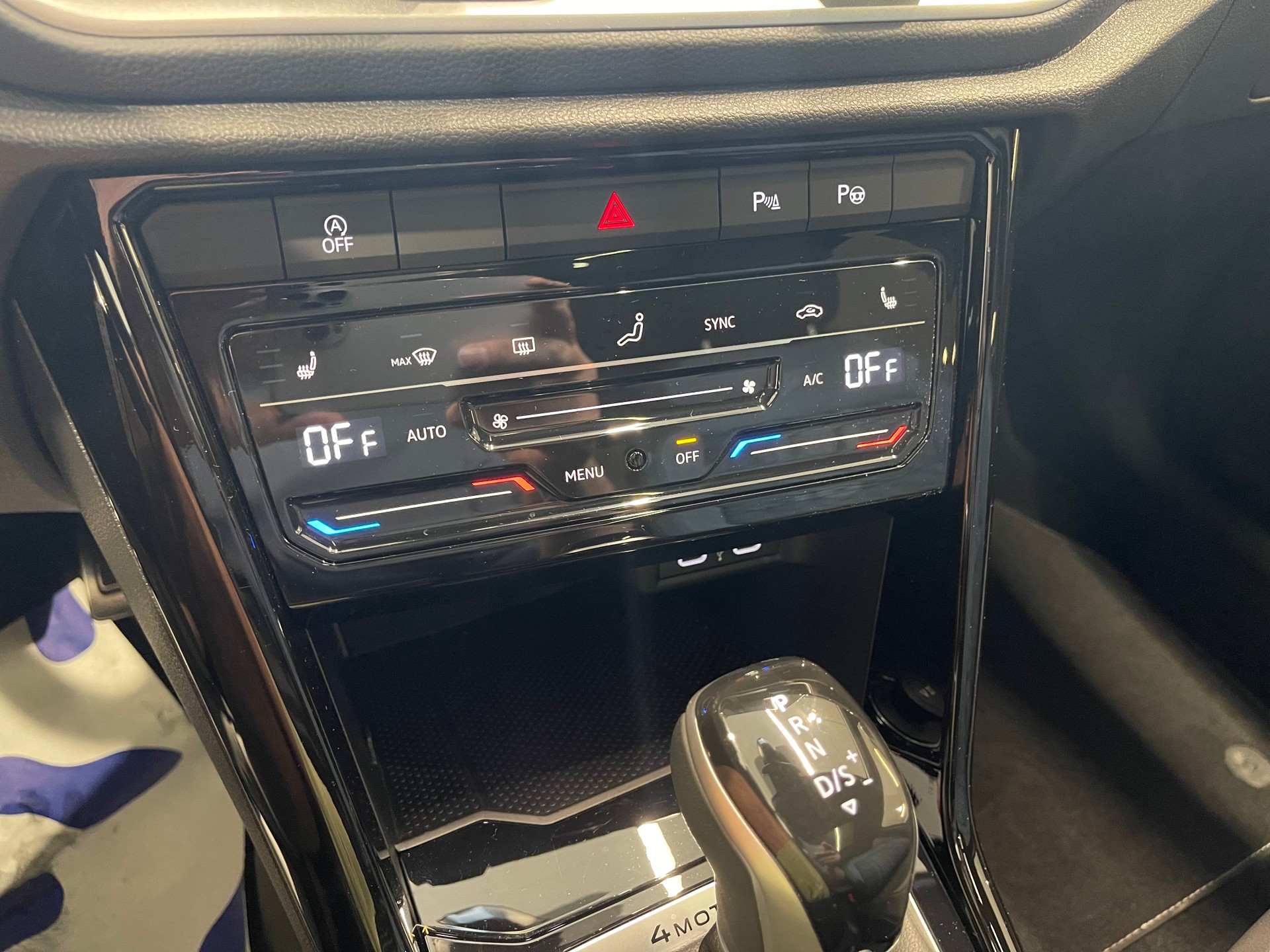 VW T-Roc 2.0 TSI R-Line DSG 4Motion-image-21