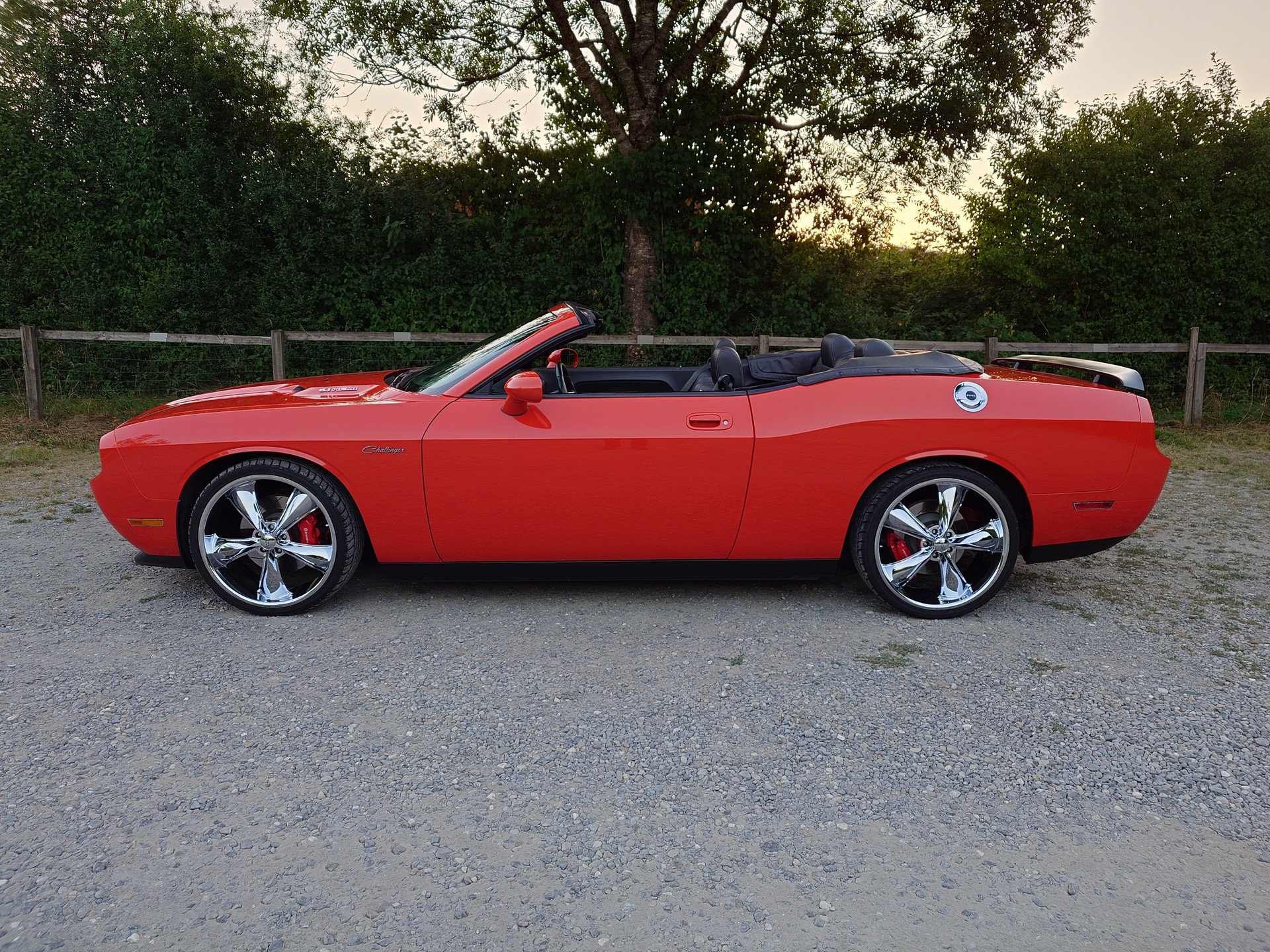 DODGE Challenger 6.1 Hemi Handschalter Cabriolet