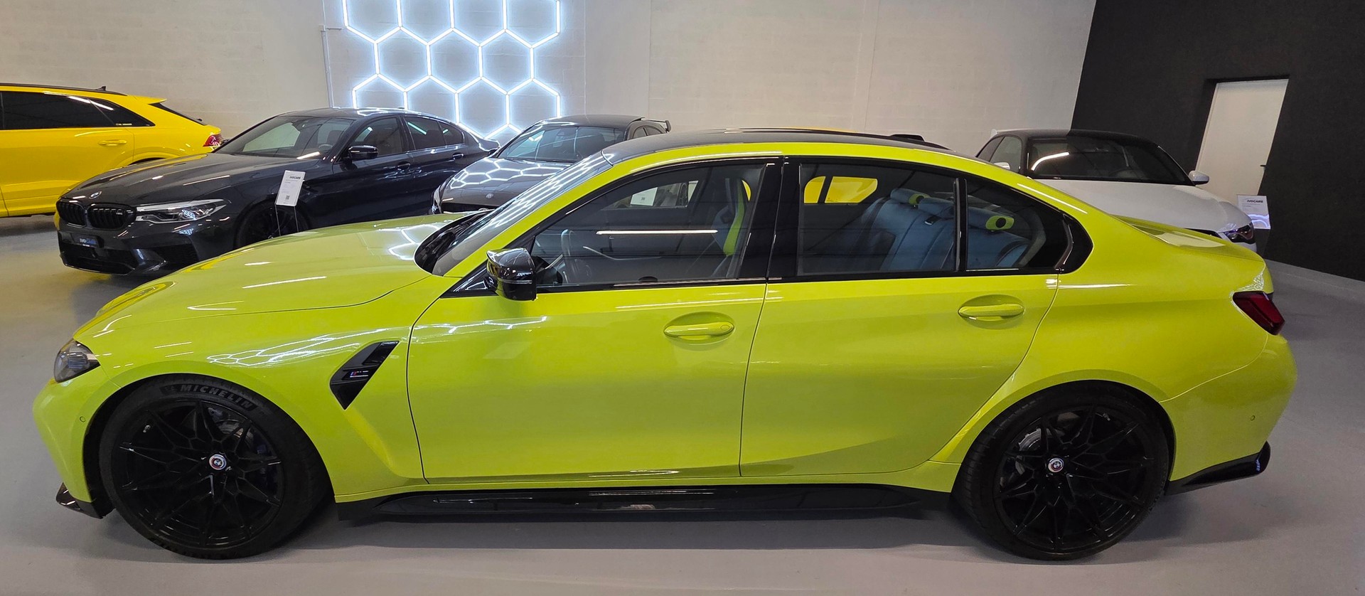BMW M3 Competition M xDrive-image-2