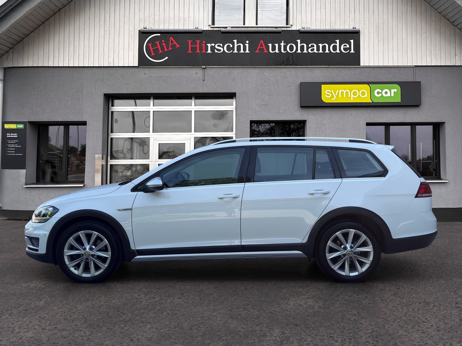 VW Golf 2.0 TDI Alltrack 4Motion DSG-image-4