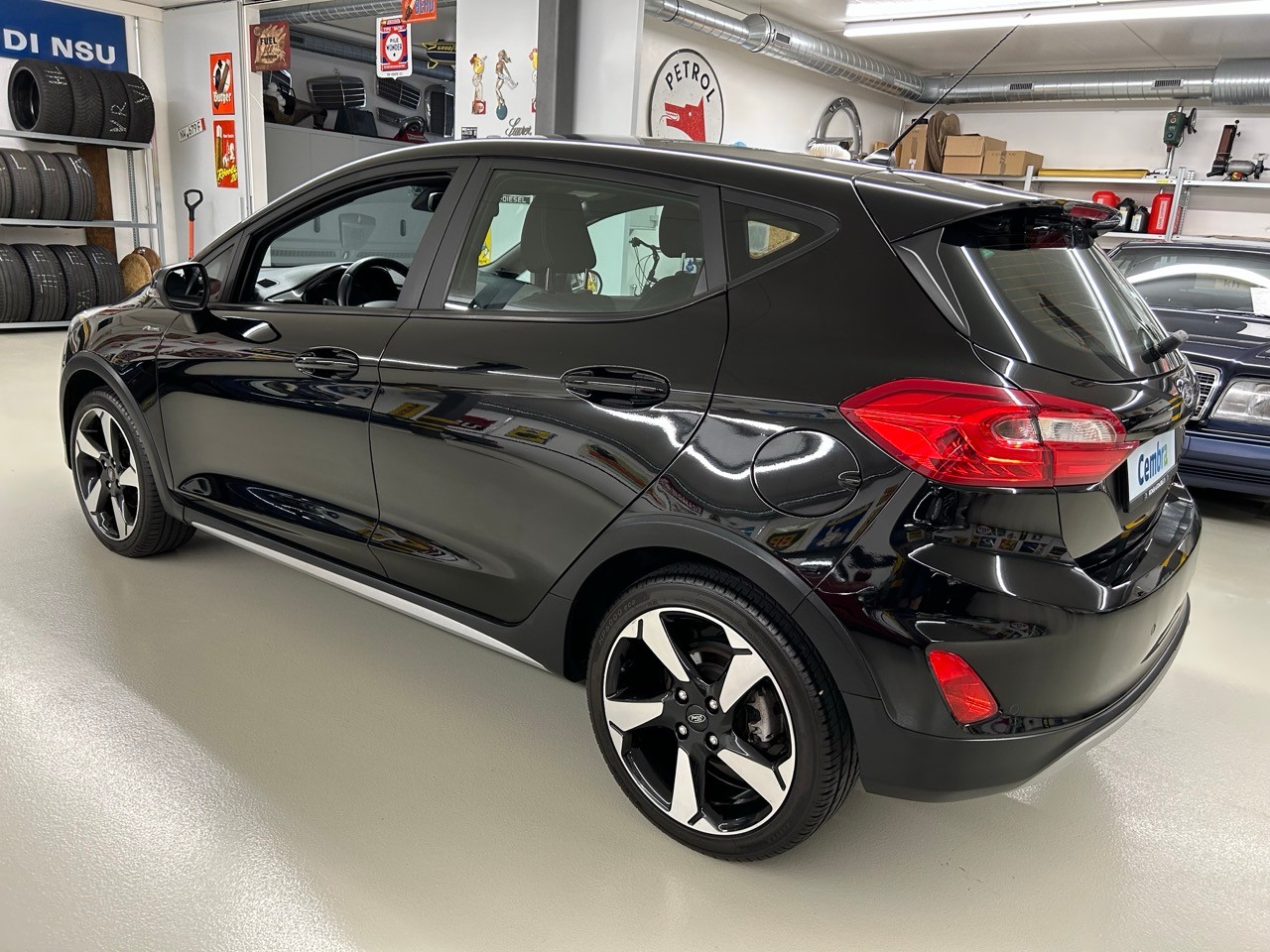 FORD Fiesta 1.0 SCTi Active-image-2