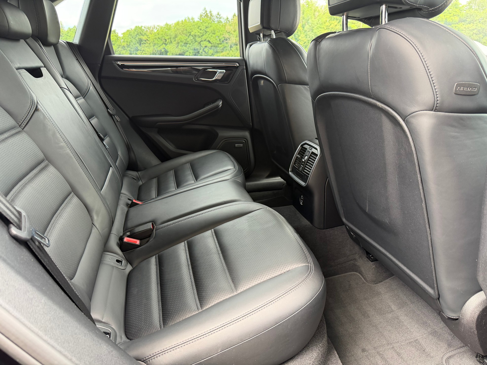 PORSCHE Macan S PDK-image-17