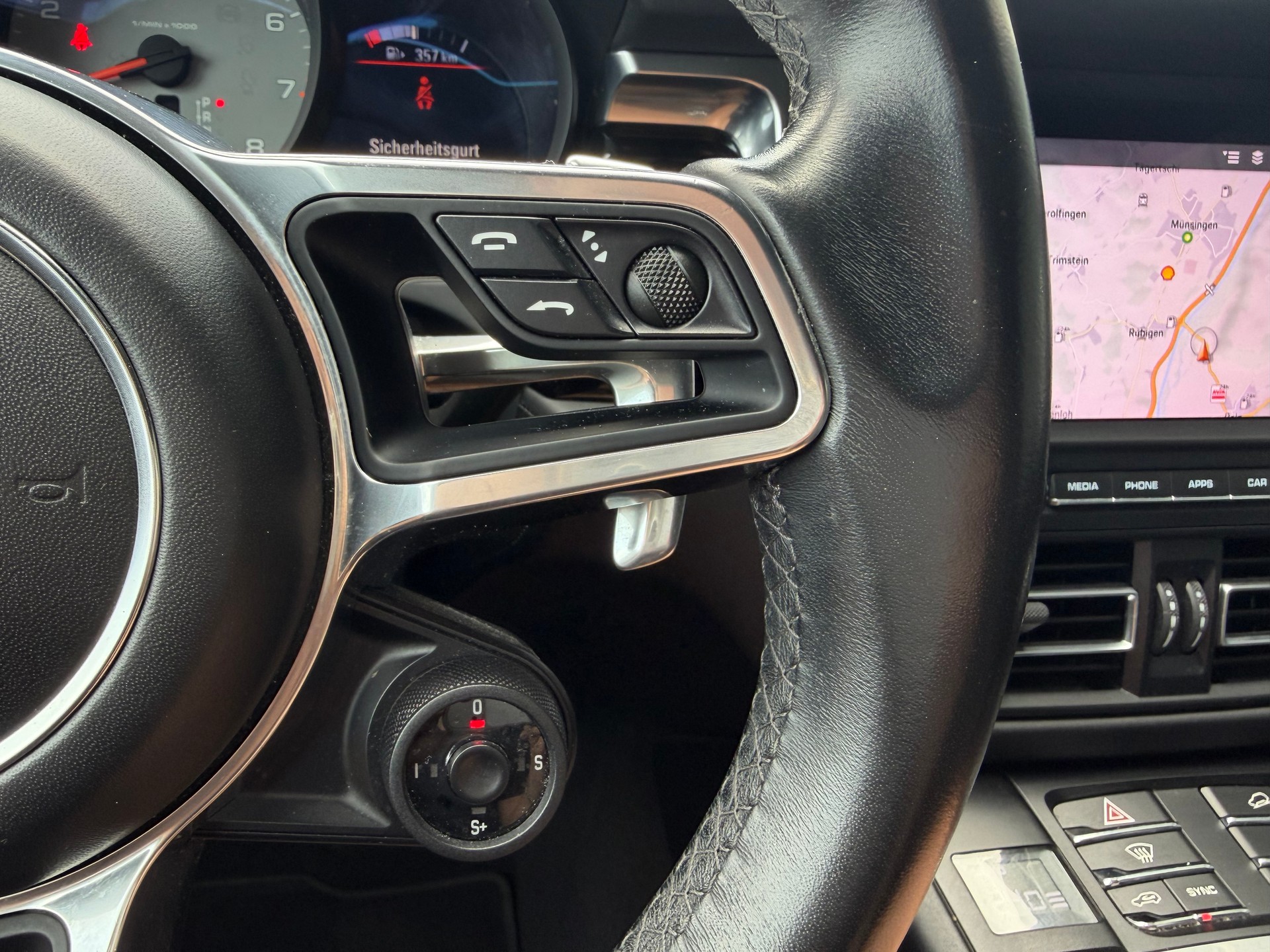 PORSCHE Macan S PDK-image-21