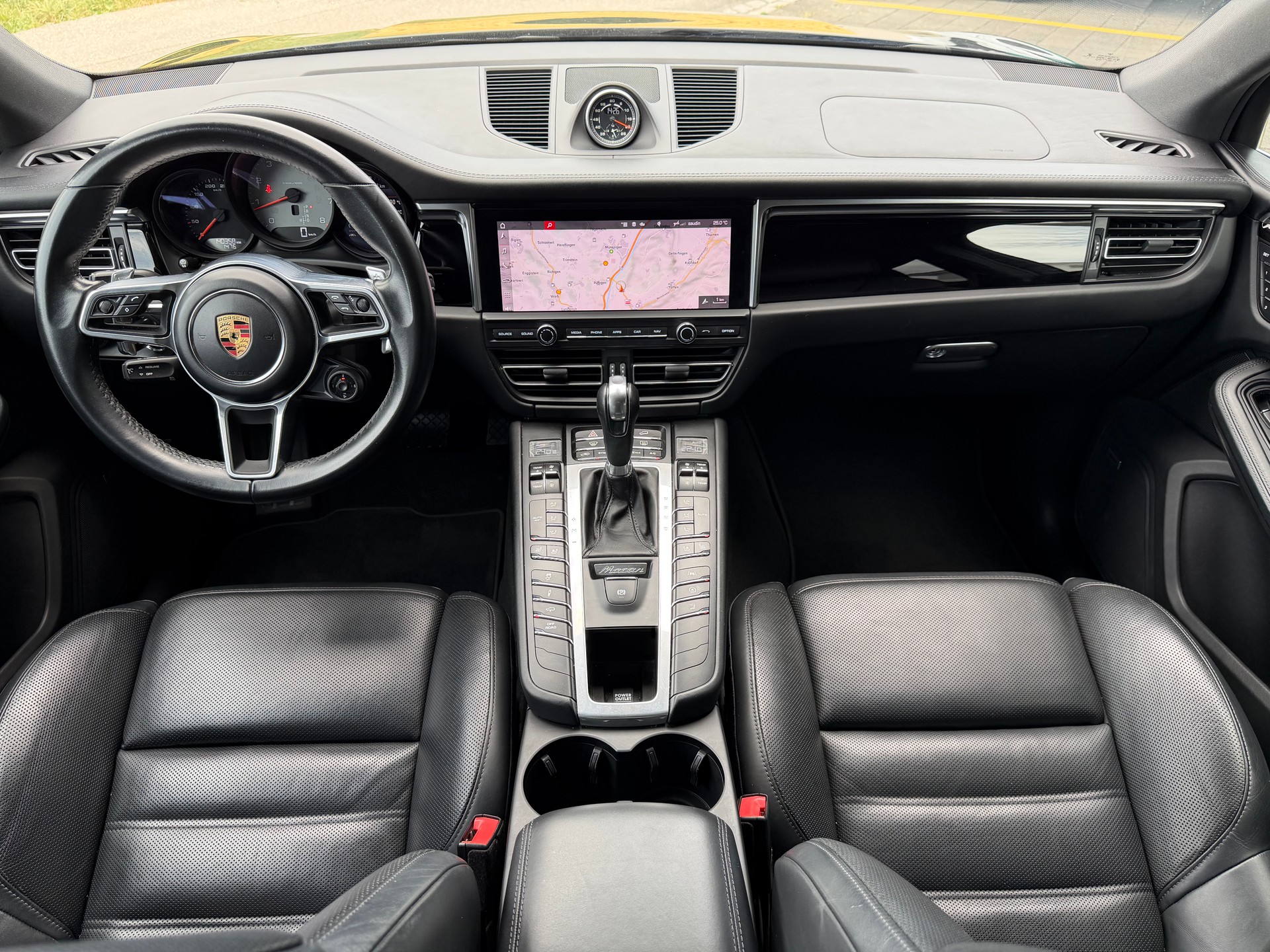 PORSCHE Macan S PDK-image-18